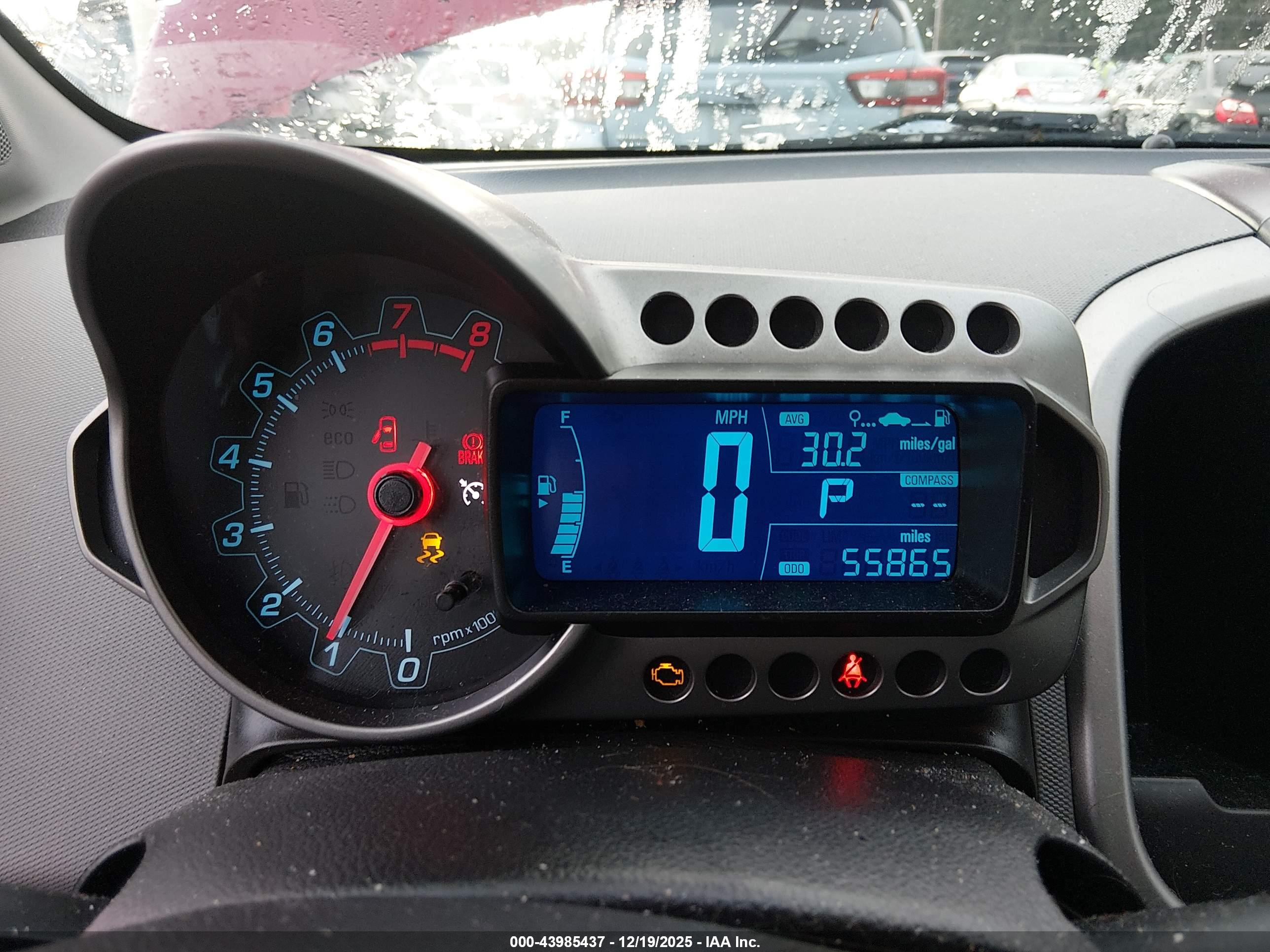 CHEVROLET SONIC image 7