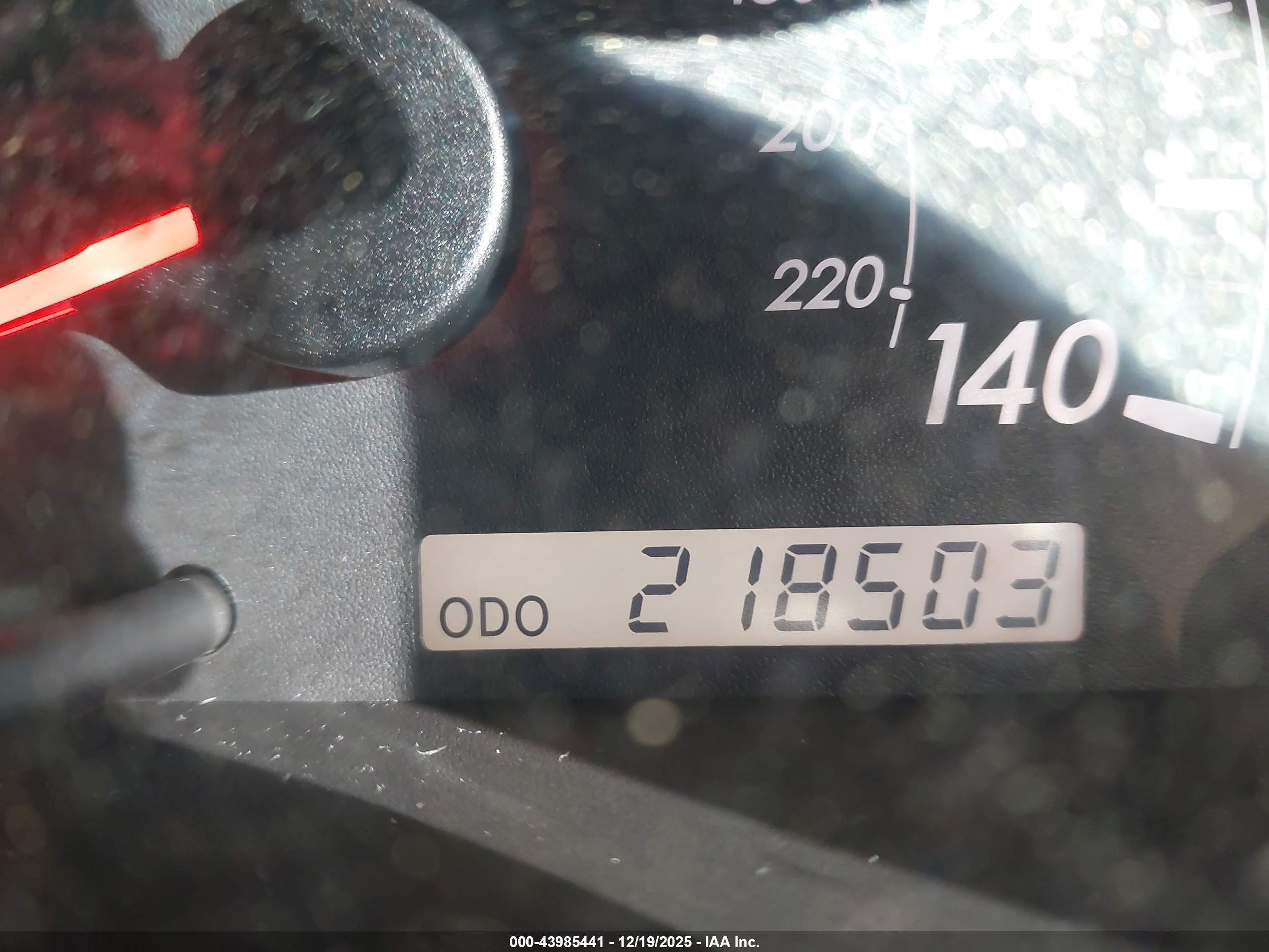 TOYOTA CAMRY image 7