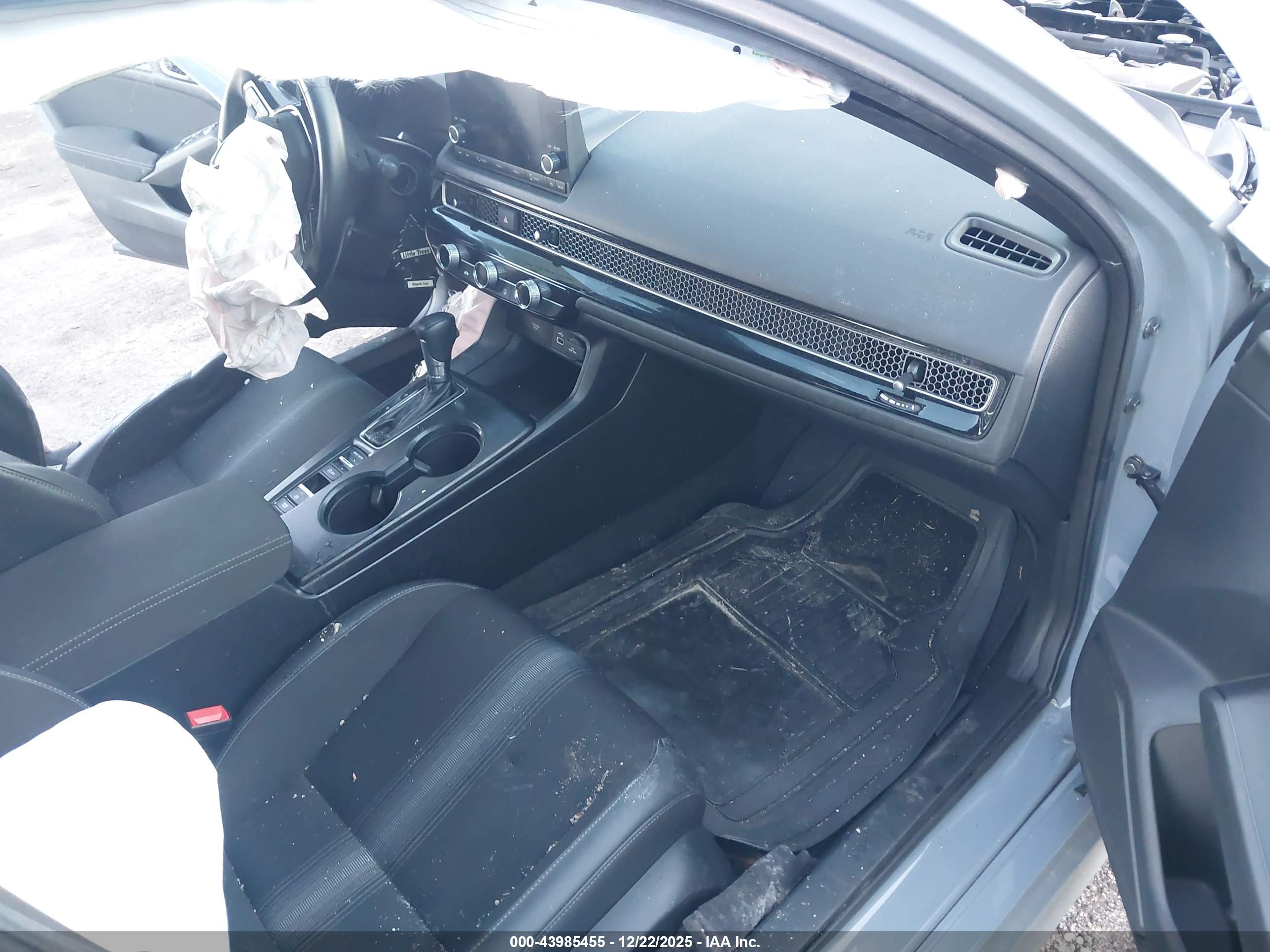 HONDA CIVIC image 5