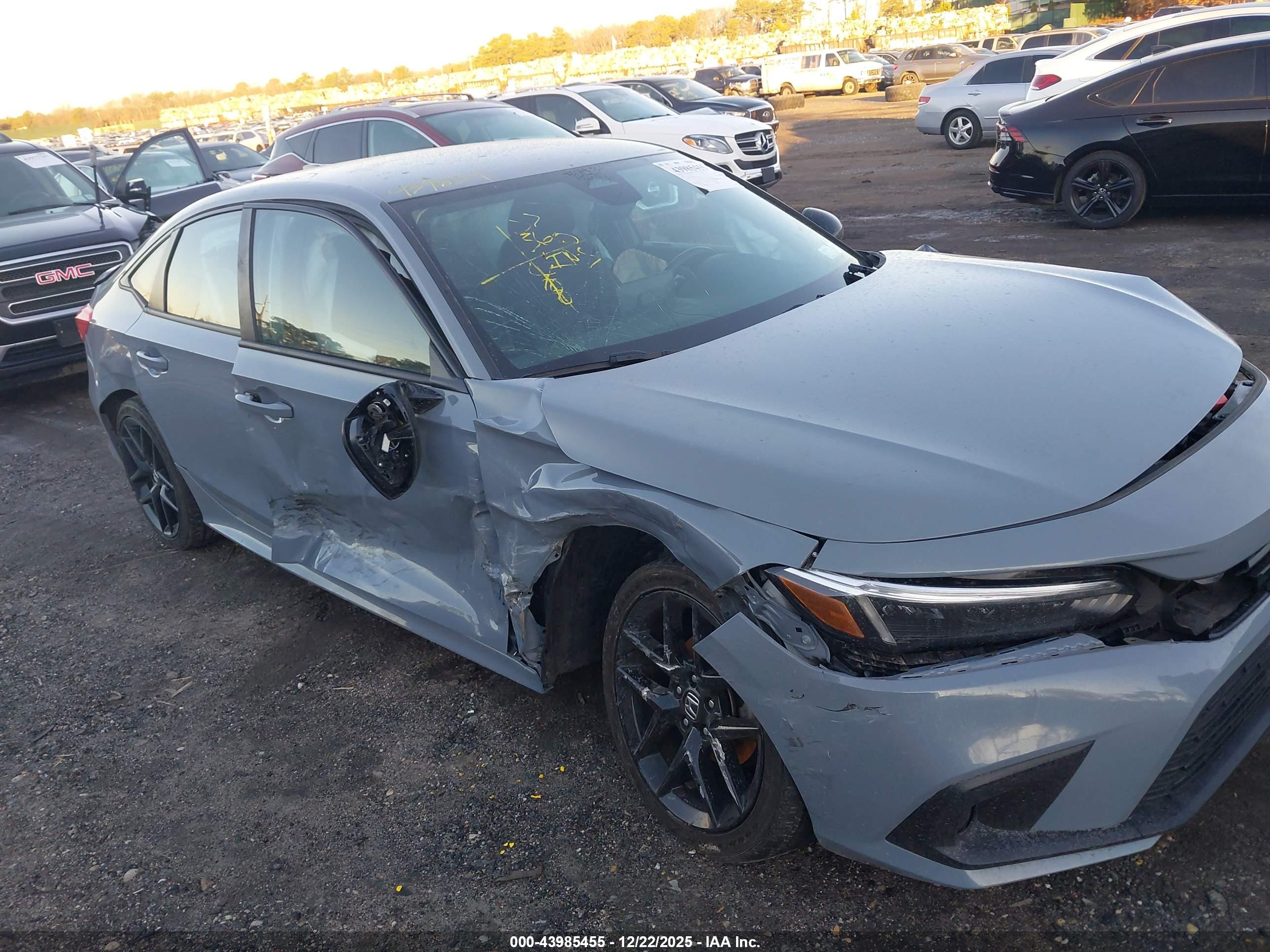 HONDA CIVIC image 6