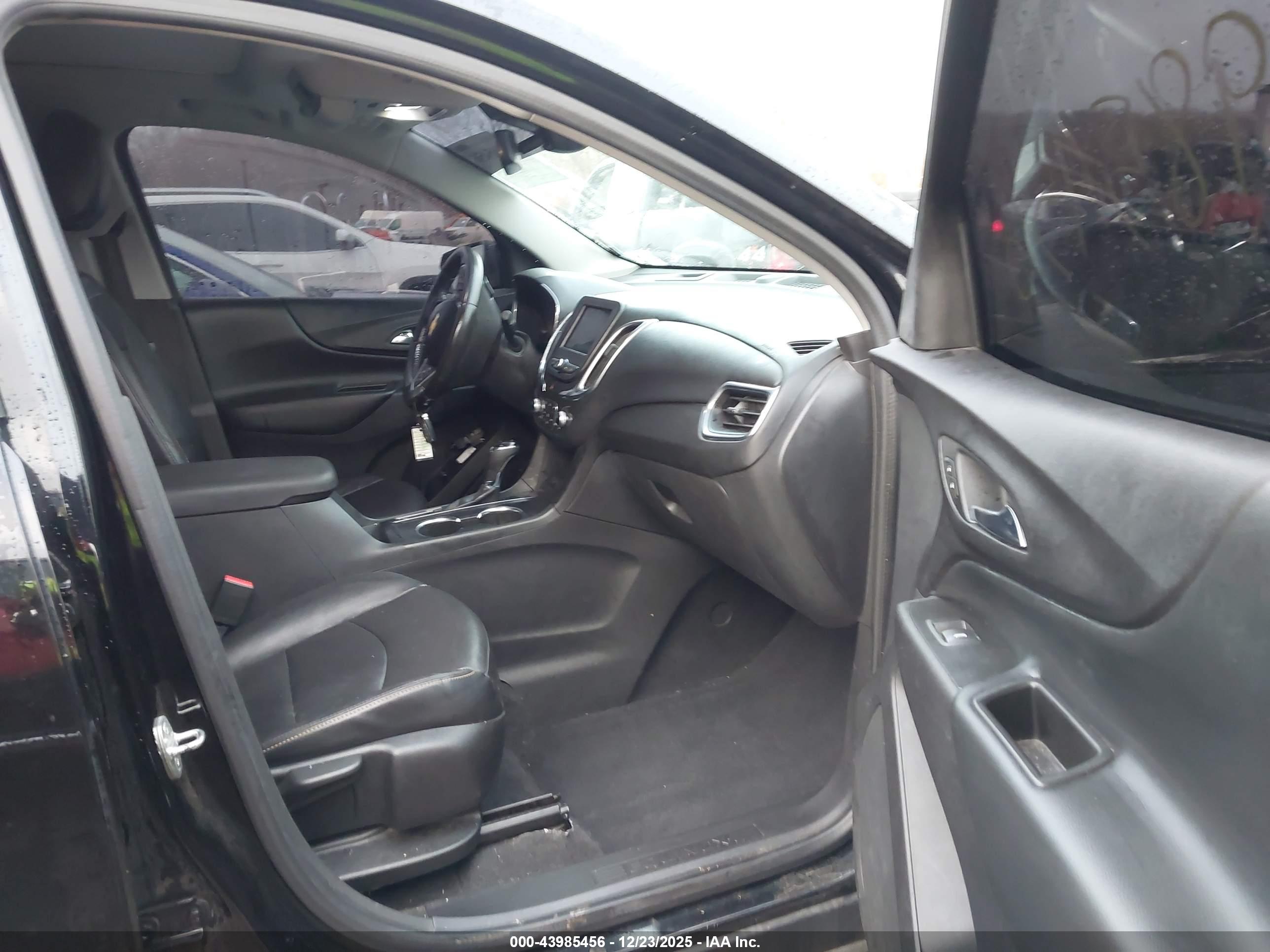 CHEVROLET EQUINOX image 5