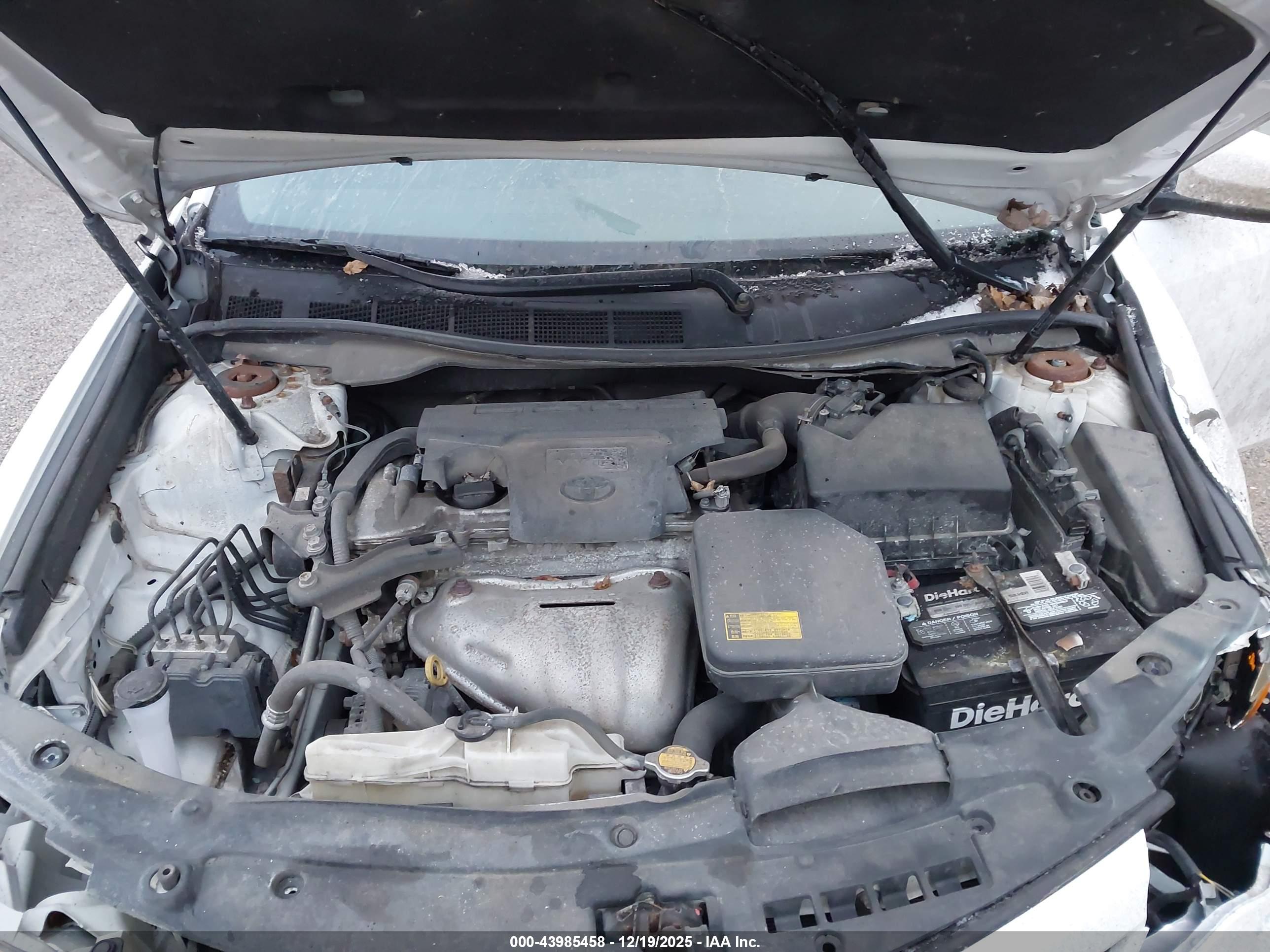 TOYOTA CAMRY image 10