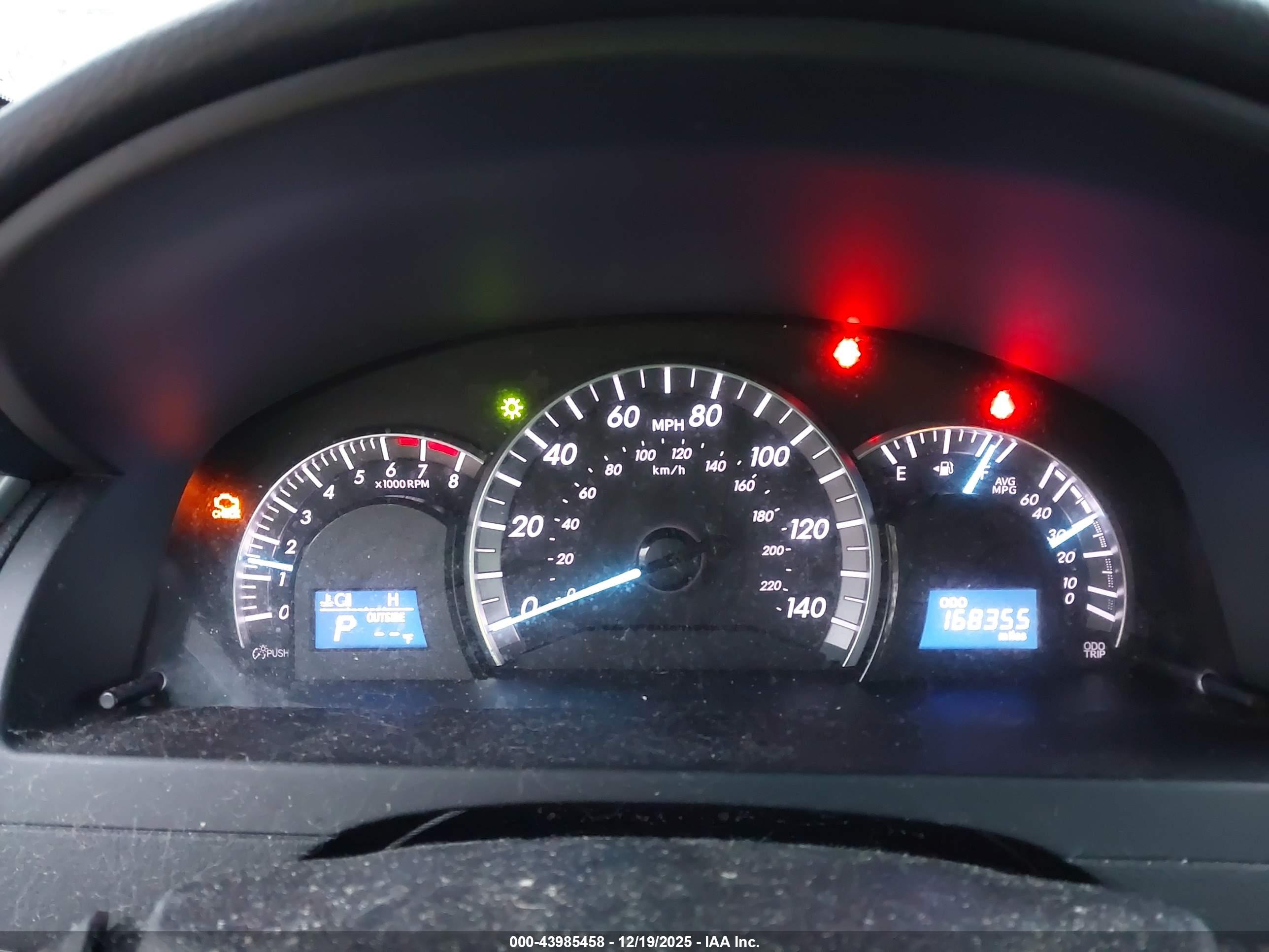 TOYOTA CAMRY image 7