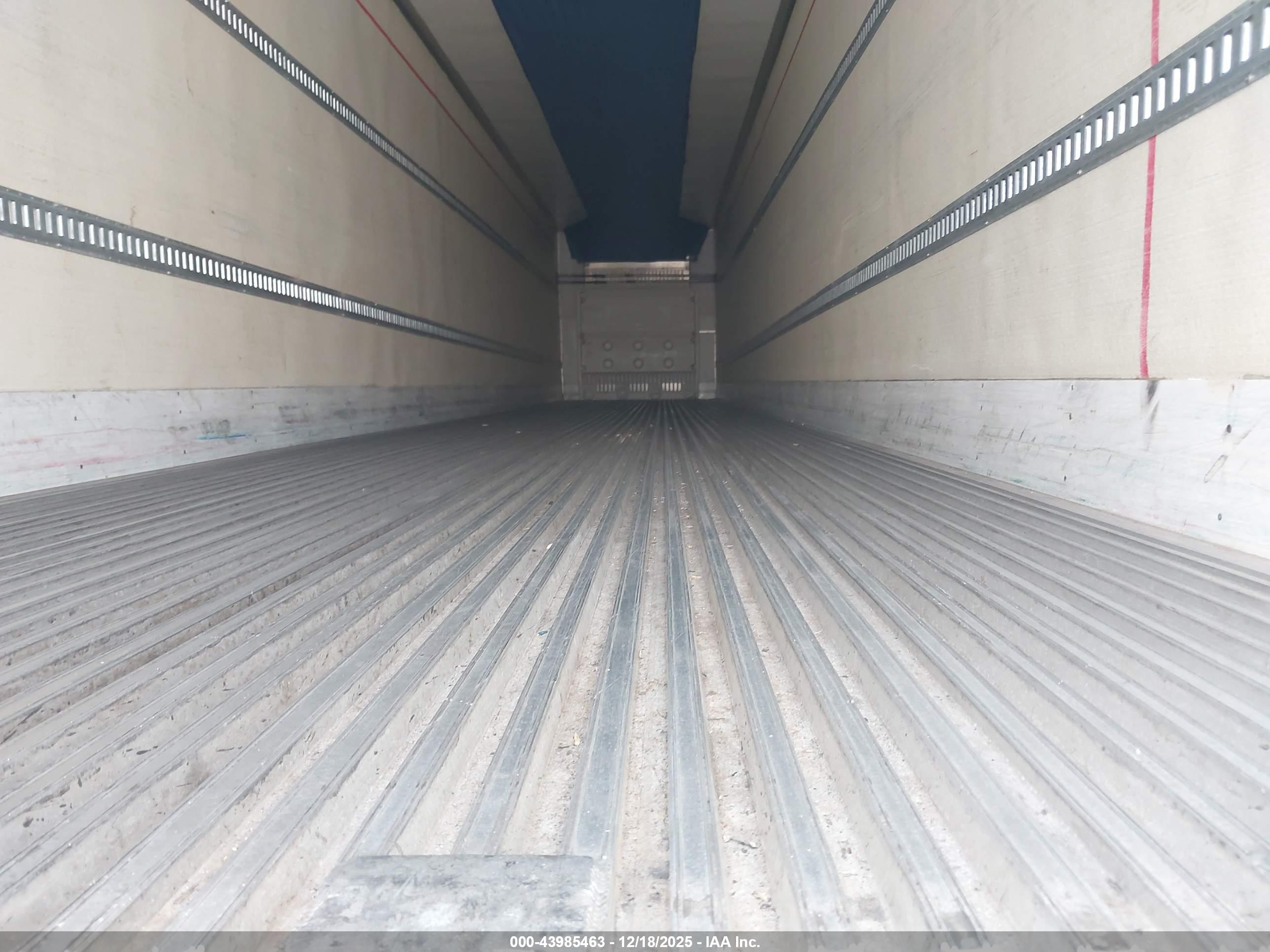 UTILITY TRAILER image 8