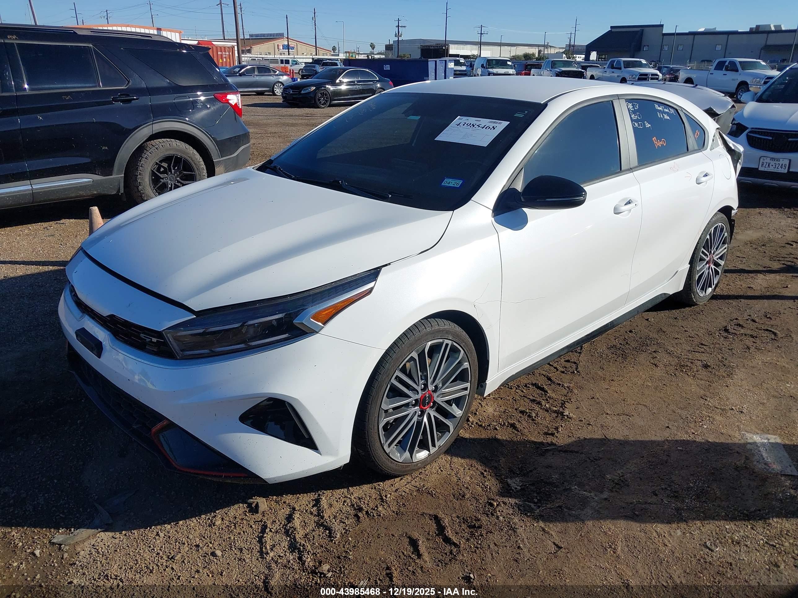 KIA FORTE image 2