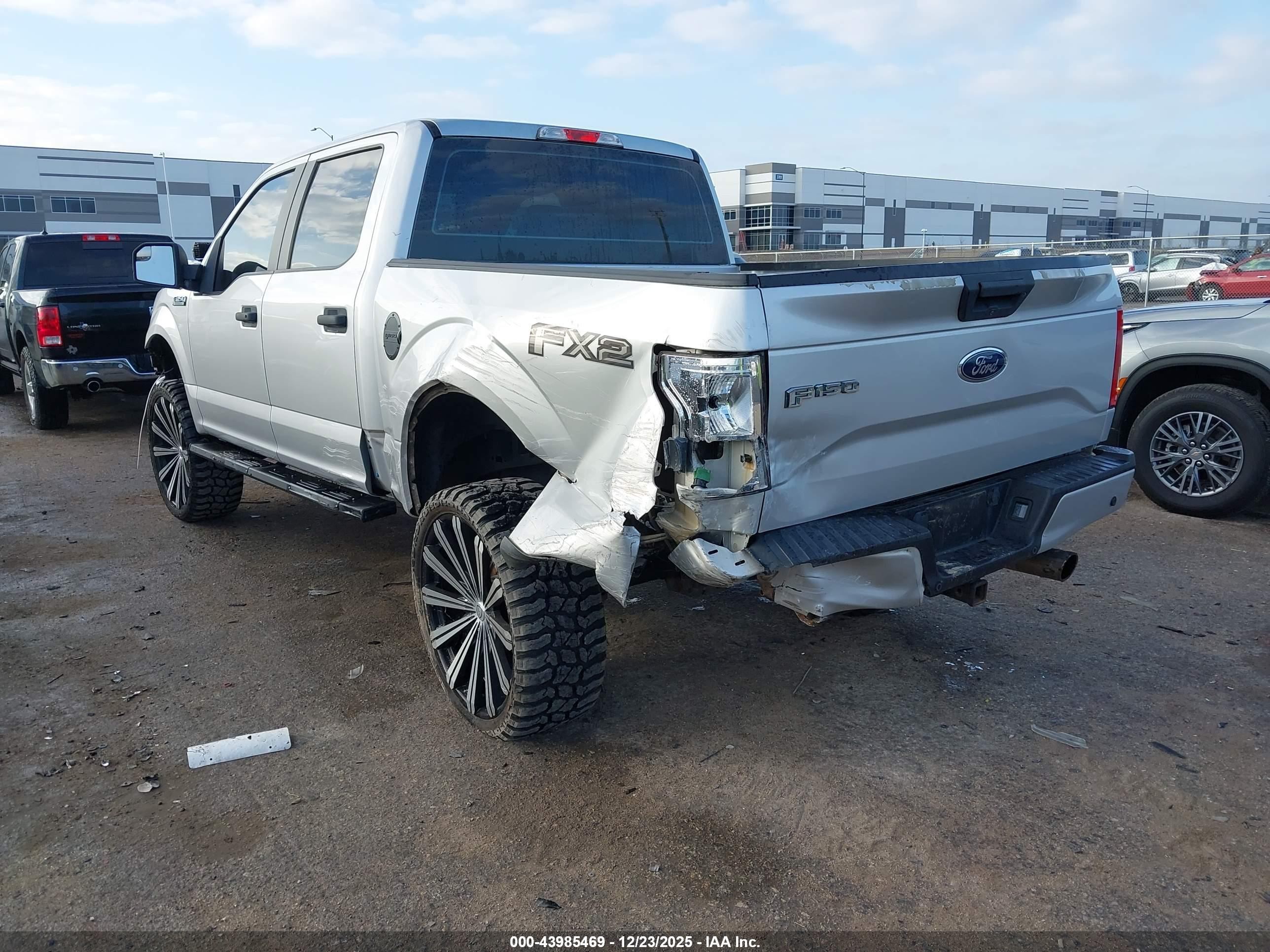 FORD F-150 image 3