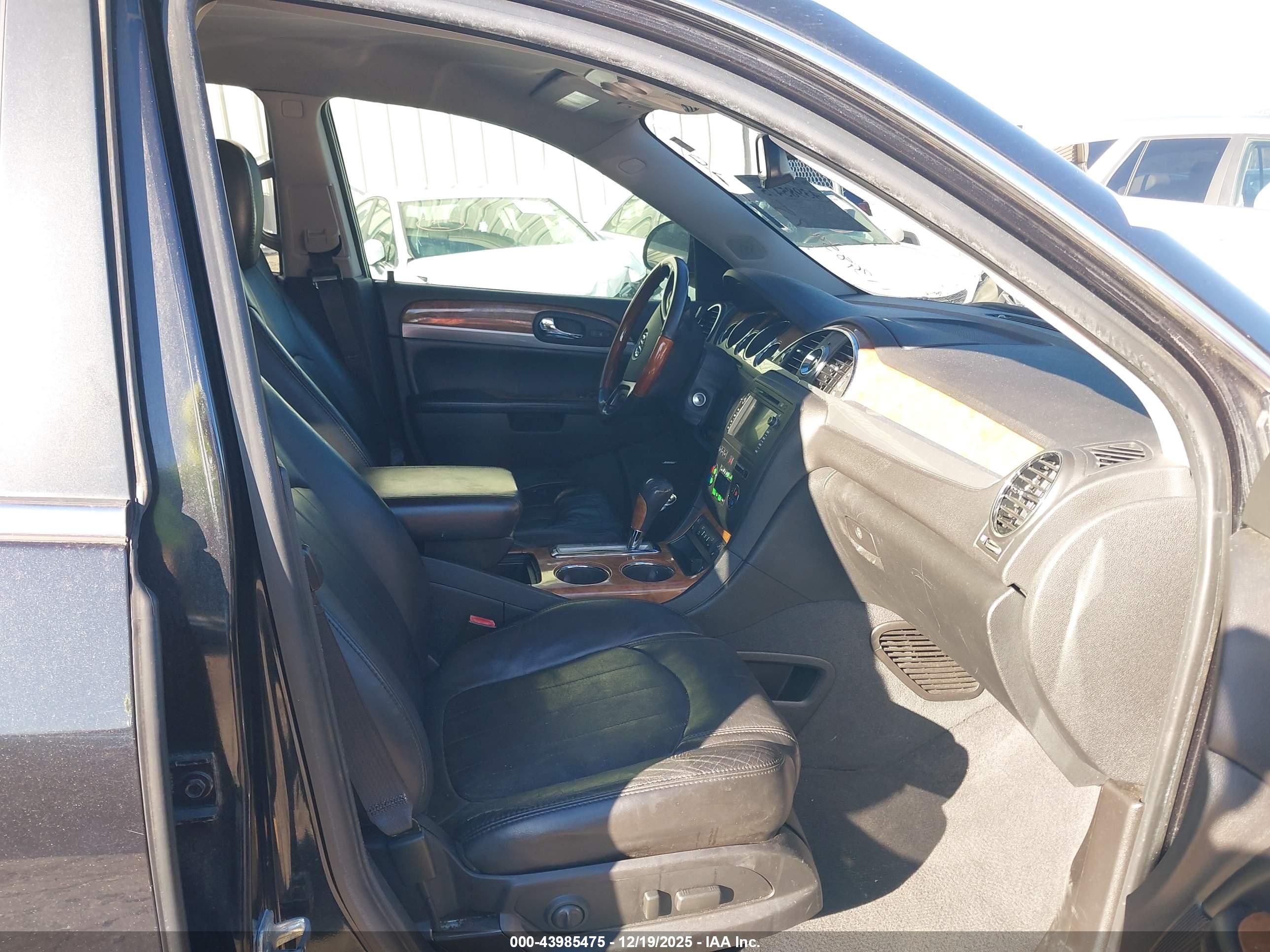 BUICK ENCLAVE image 5