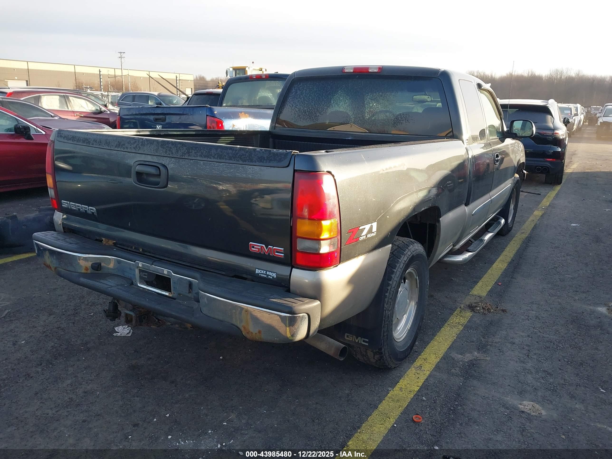 GMC SIERRA image 4