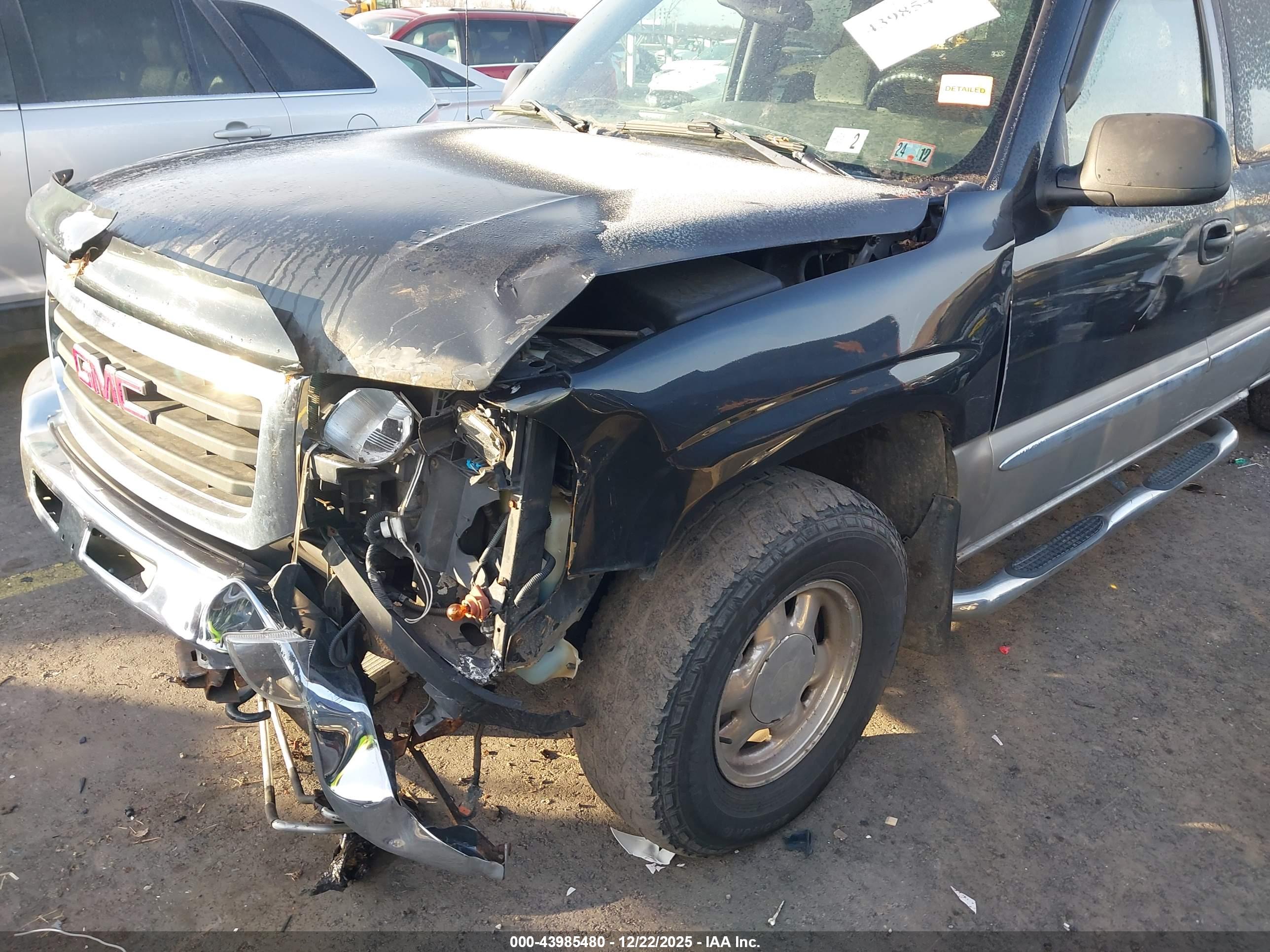GMC SIERRA image 6