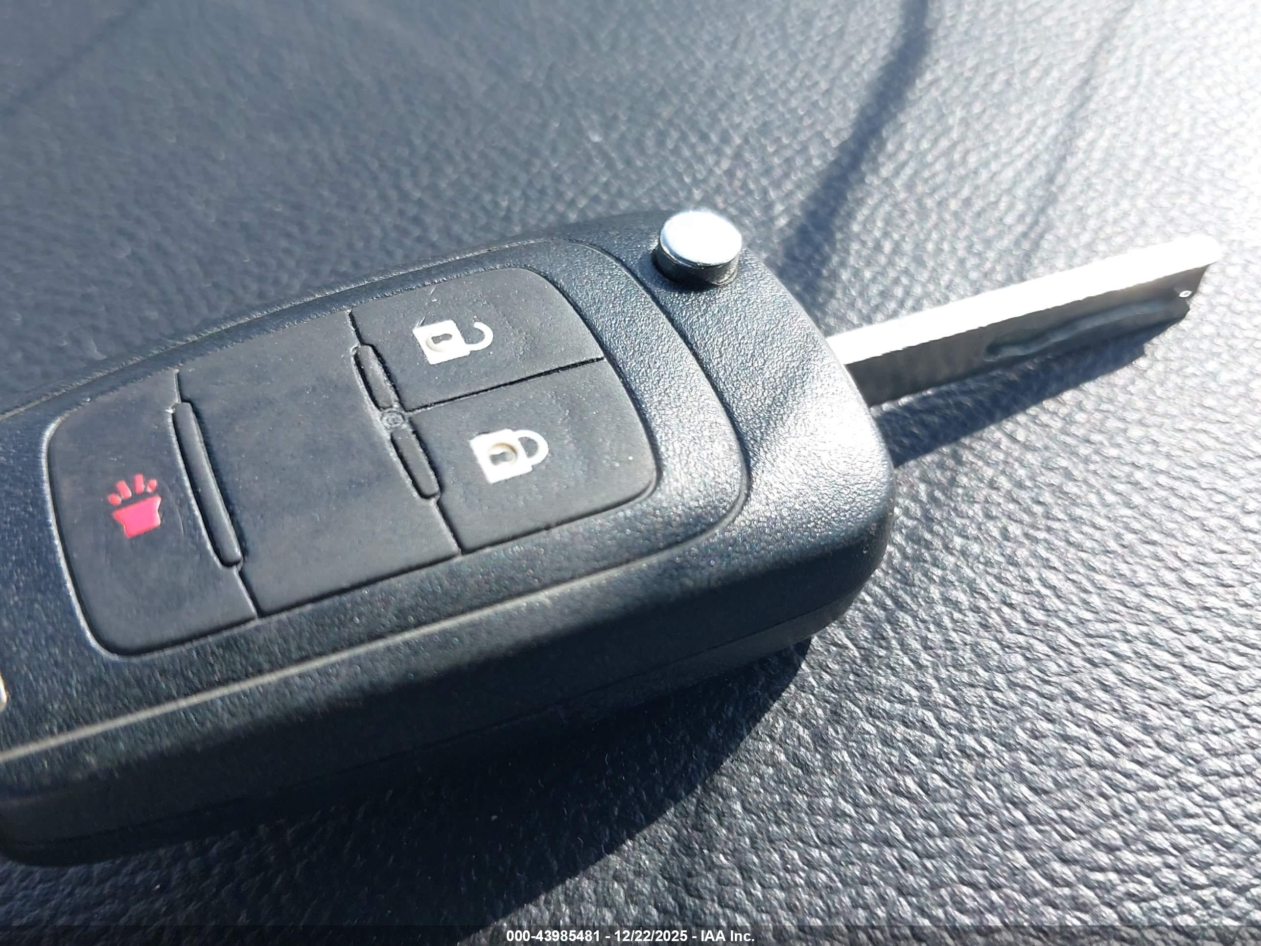 CHEVROLET EQUINOX image 11