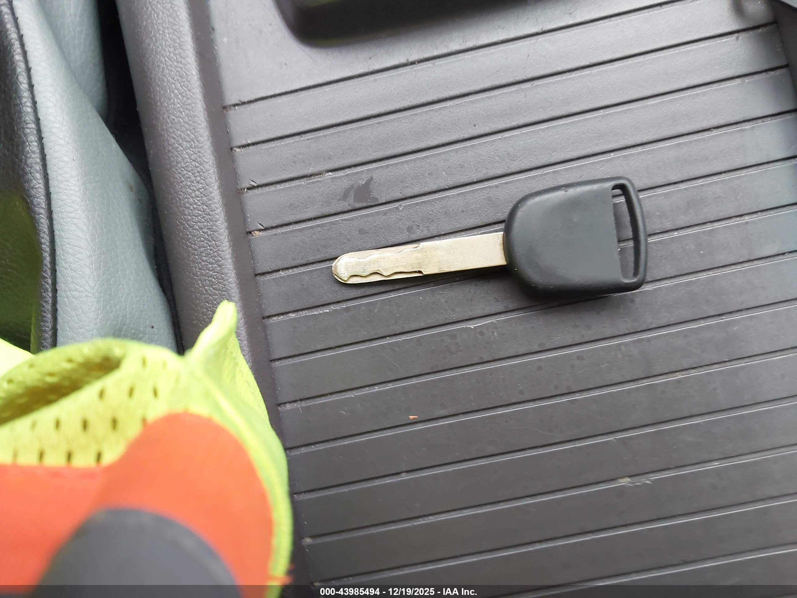 HONDA CR-V image 11