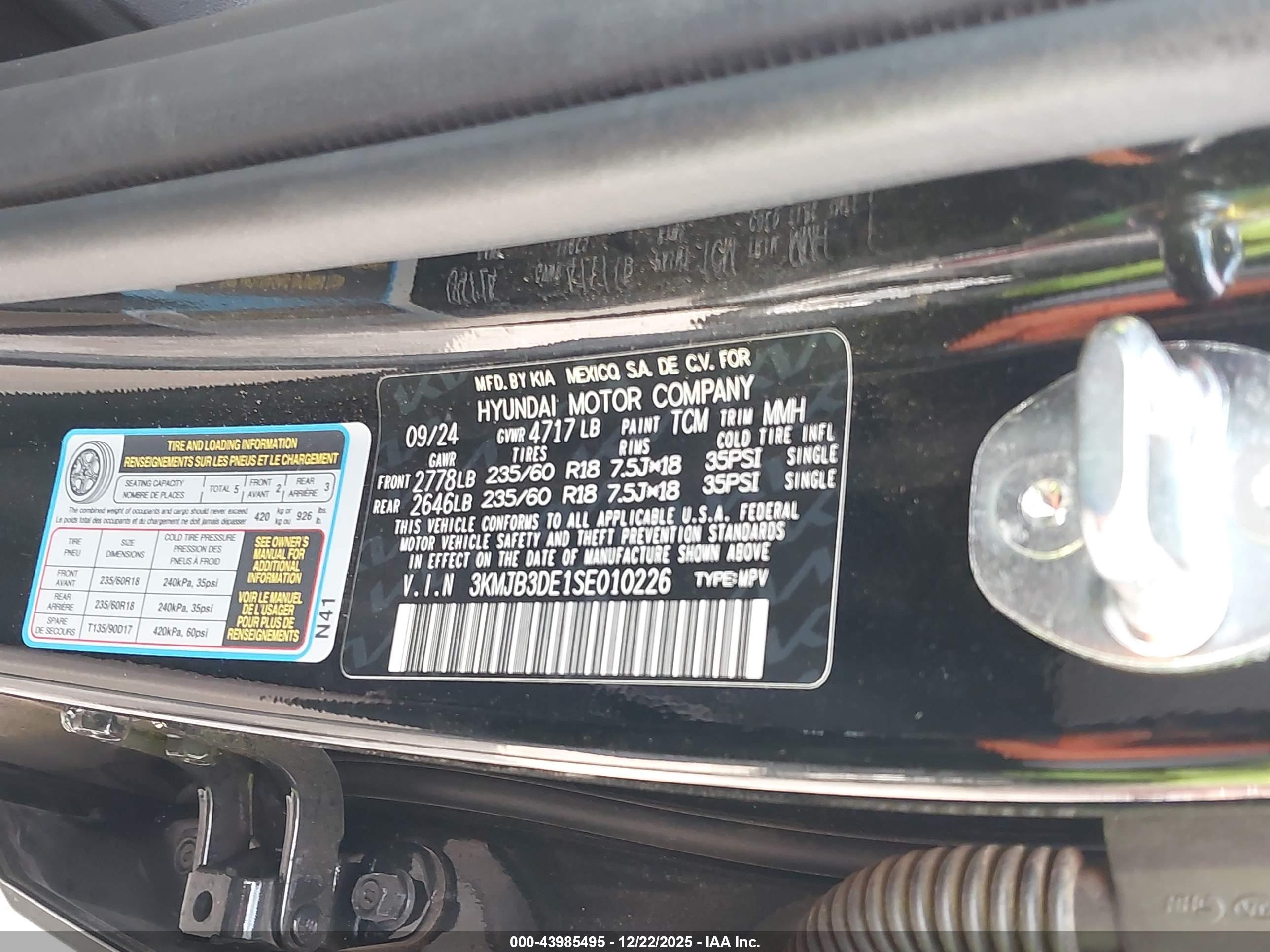 HYUNDAI TUCSON image 9