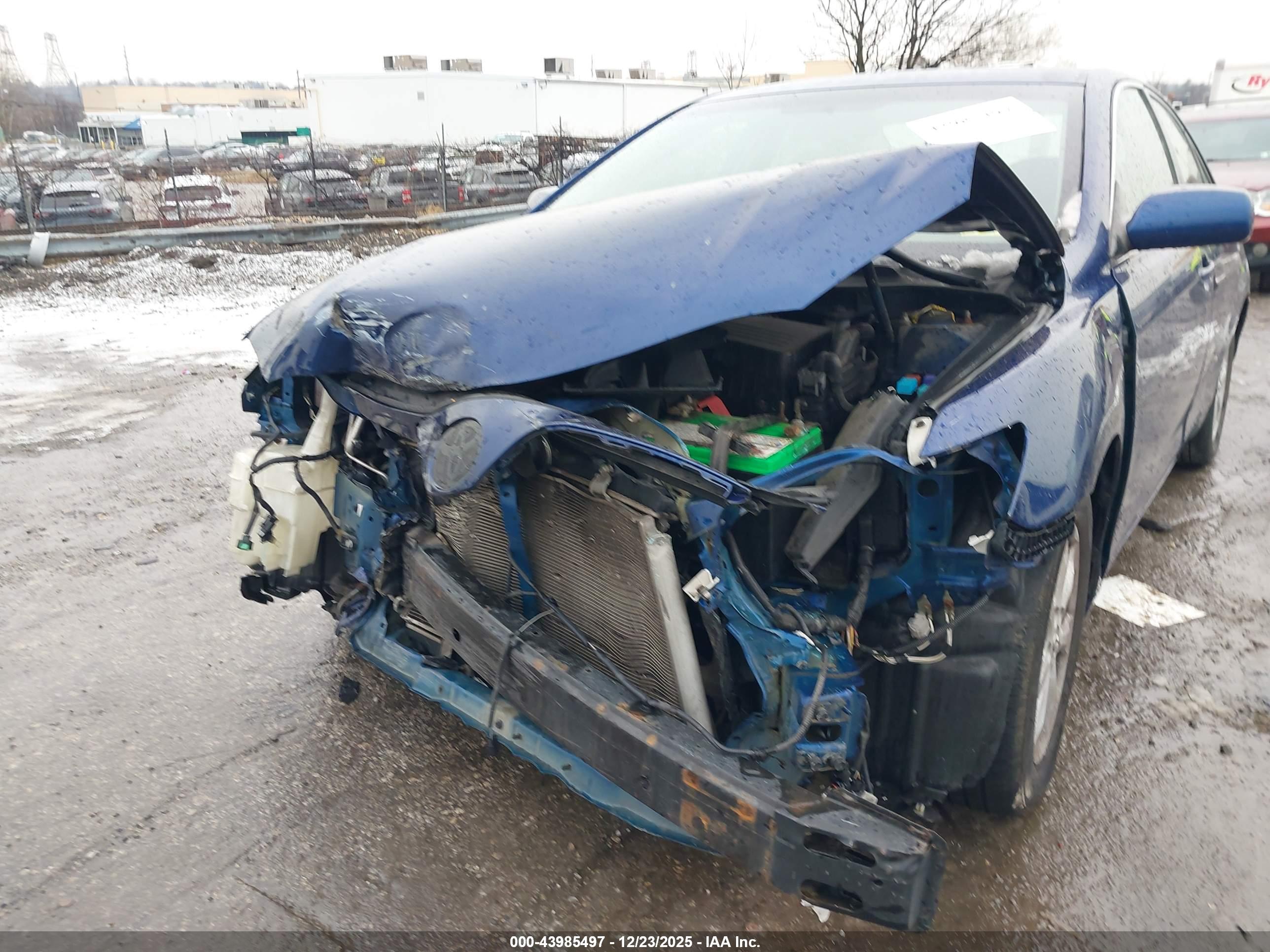TOYOTA CAMRY image 6