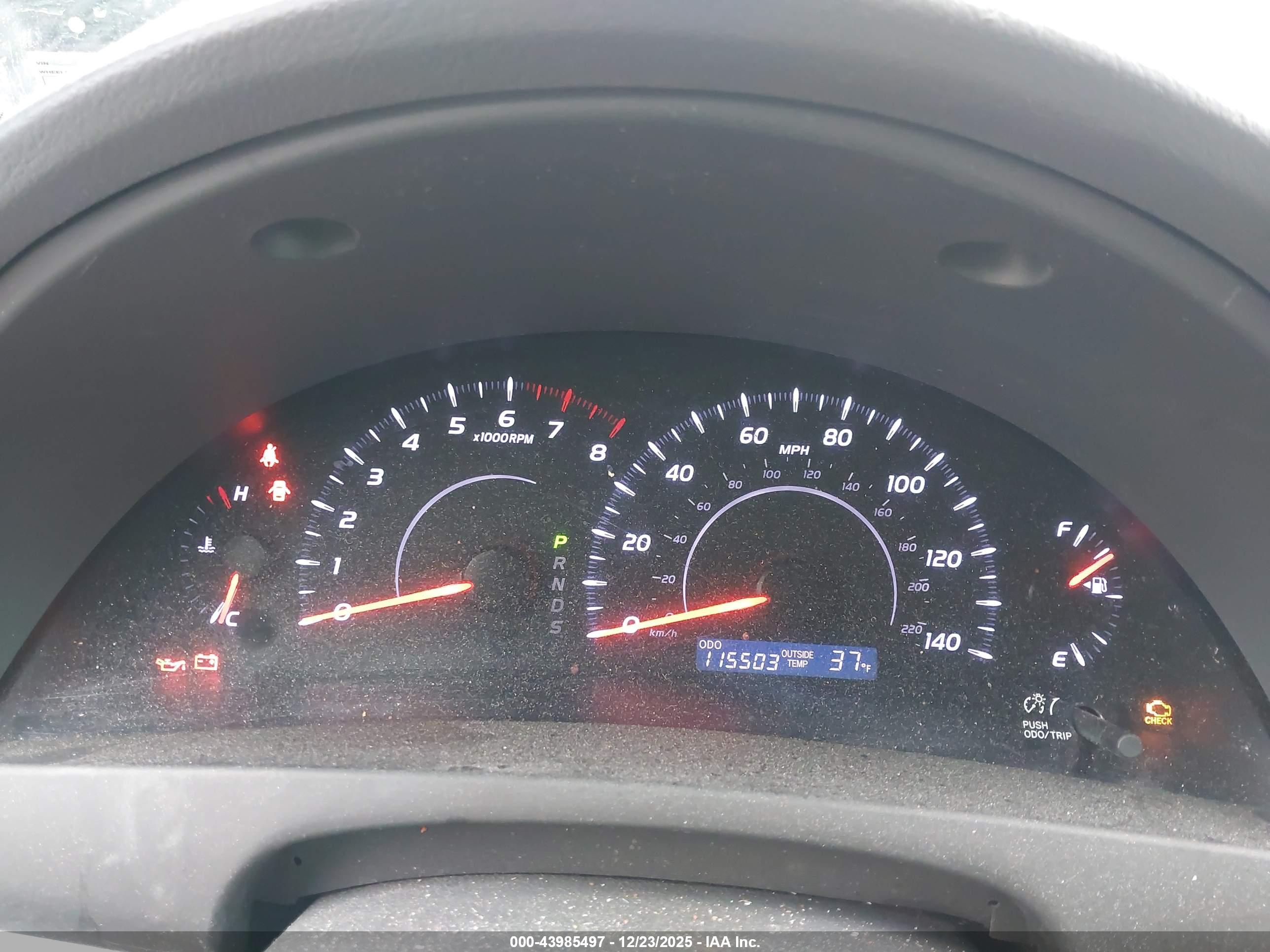 TOYOTA CAMRY image 7