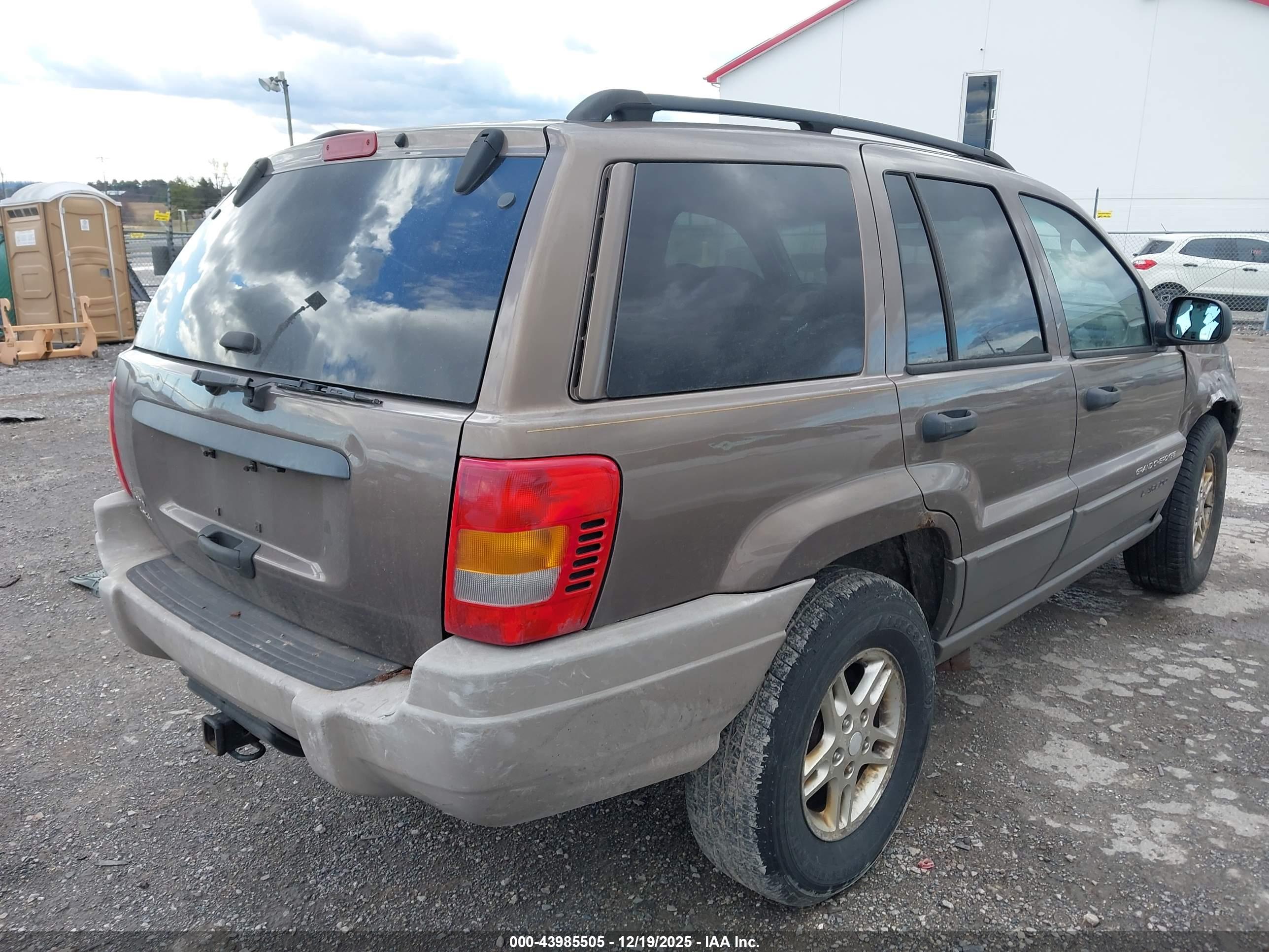 JEEP GRAND image 4