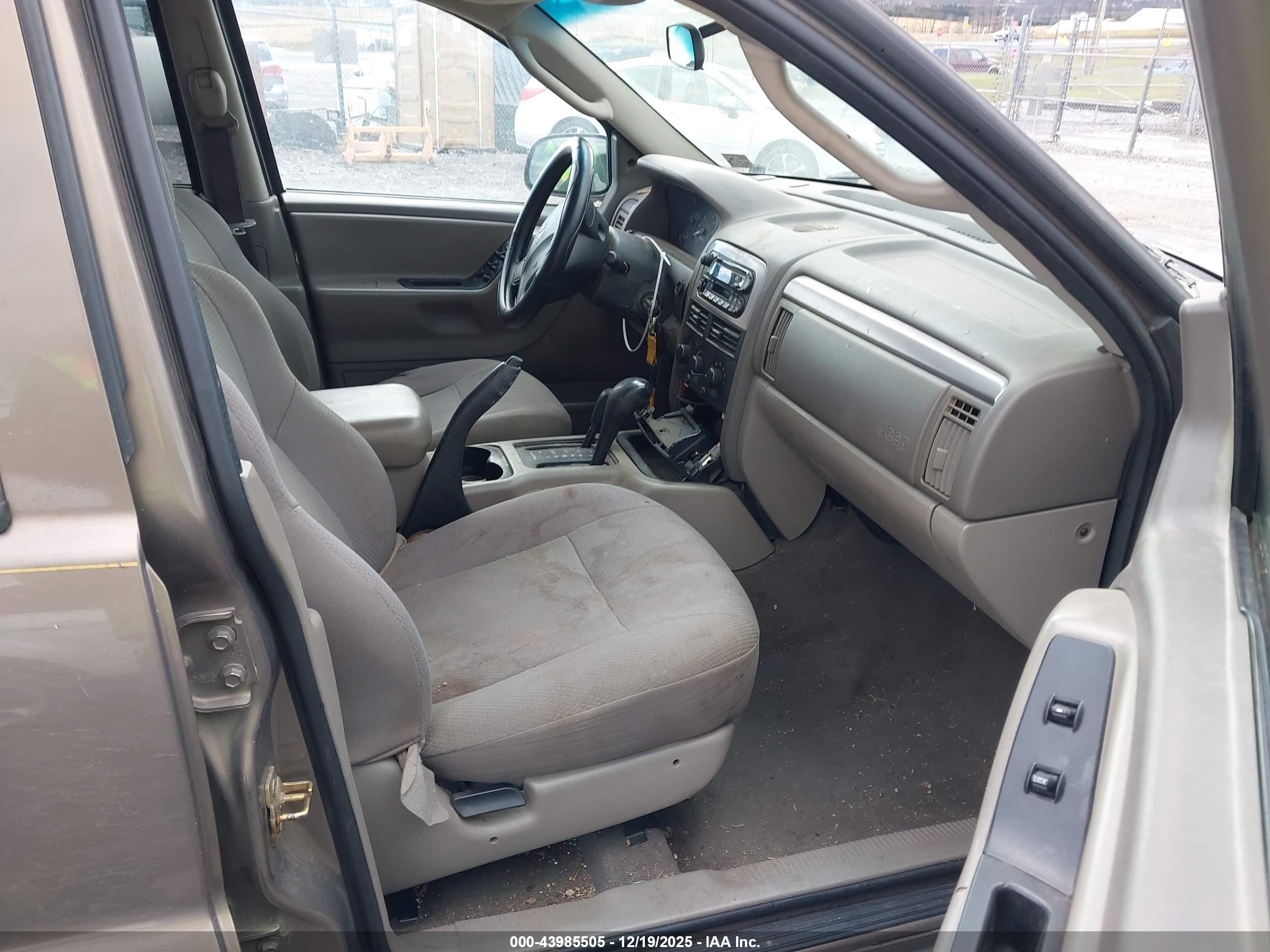 JEEP GRAND image 5