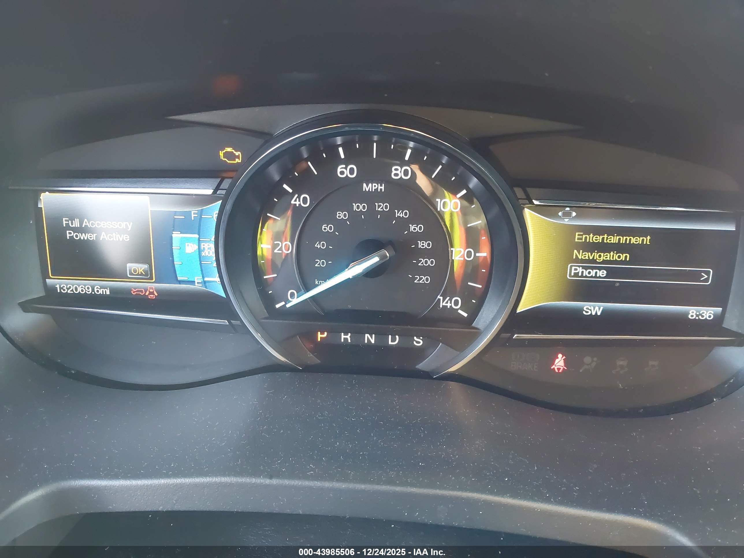 FORD EXPLORER image 7