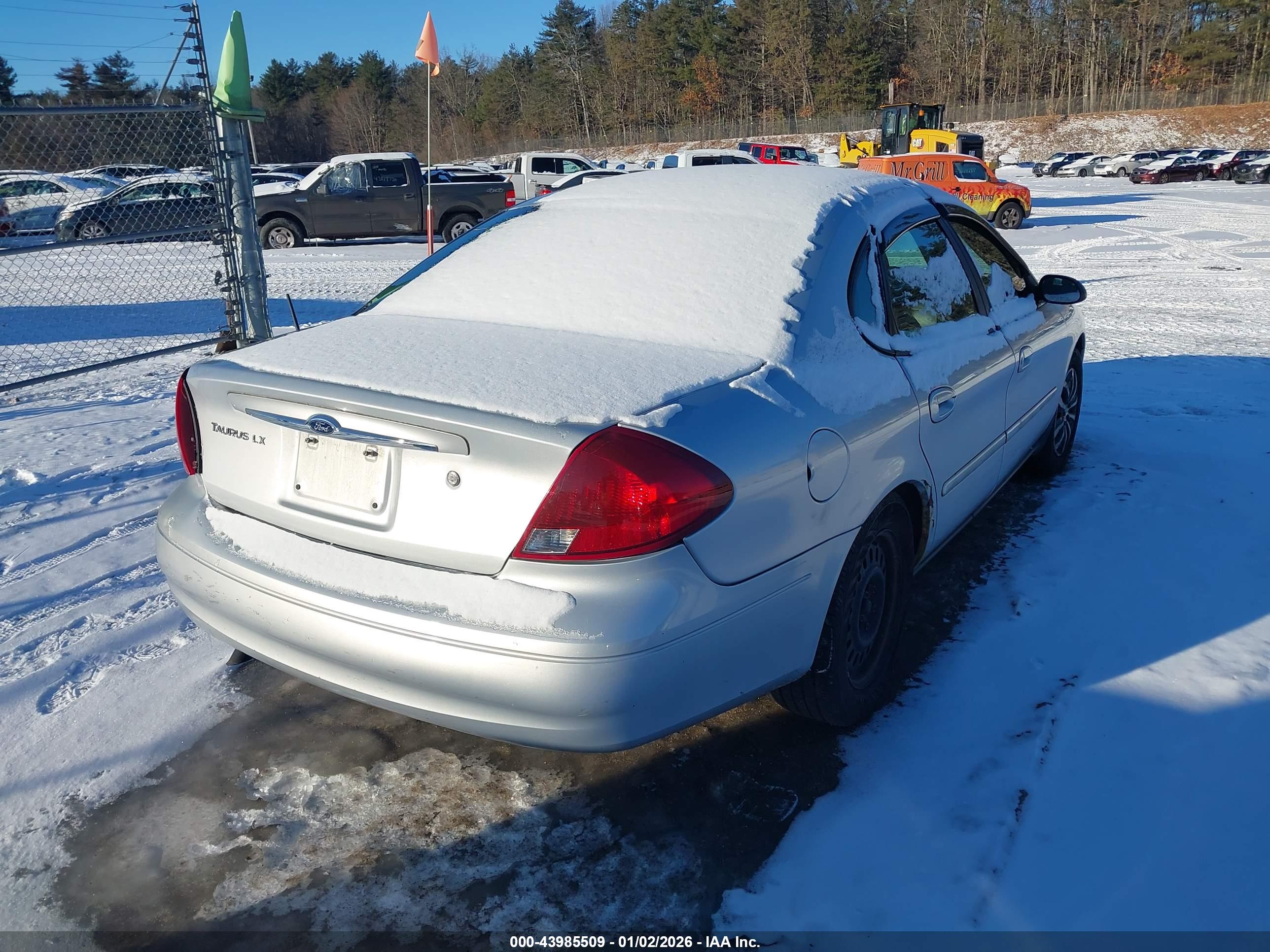 FORD TAURUS image 4