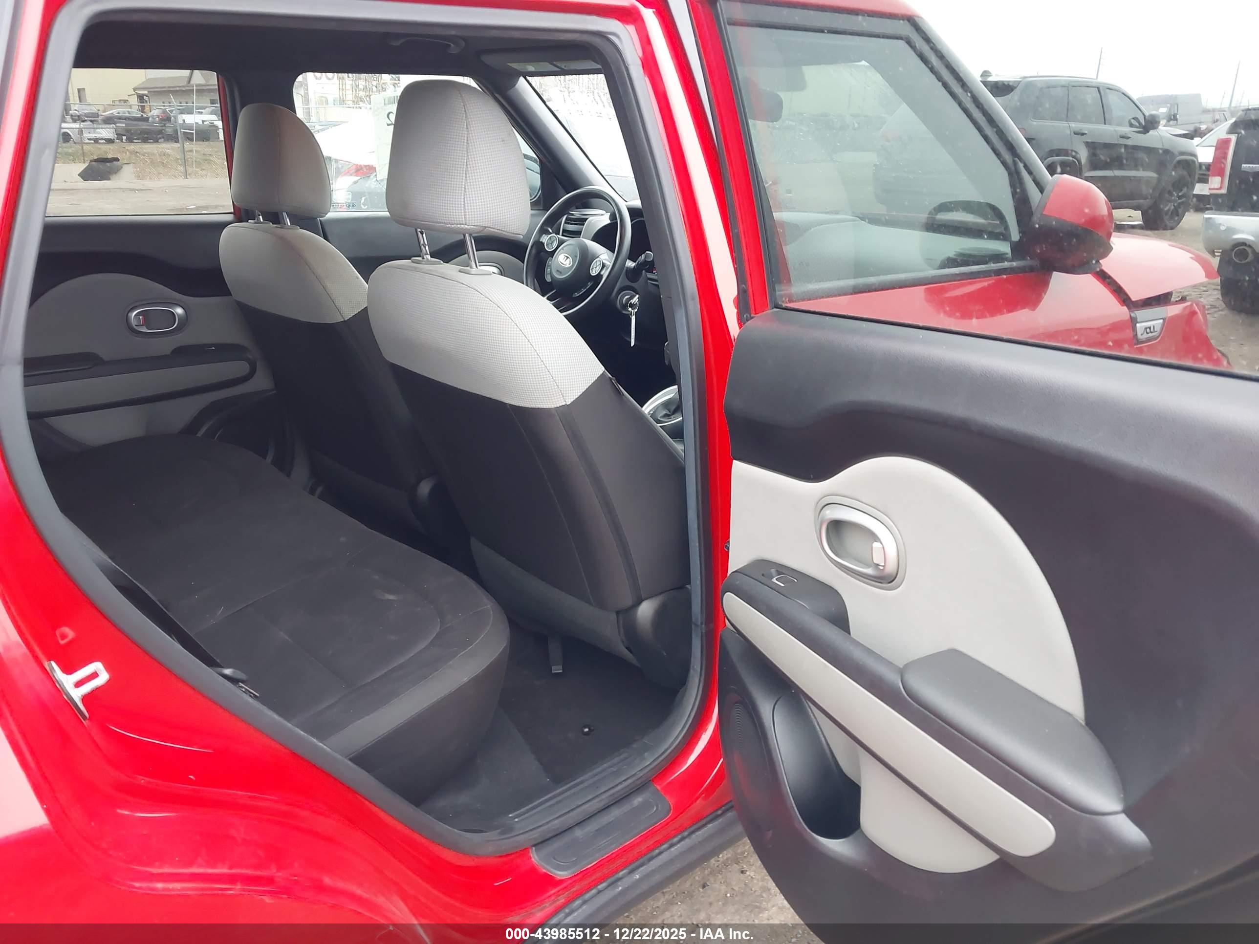 KIA SOUL image 8