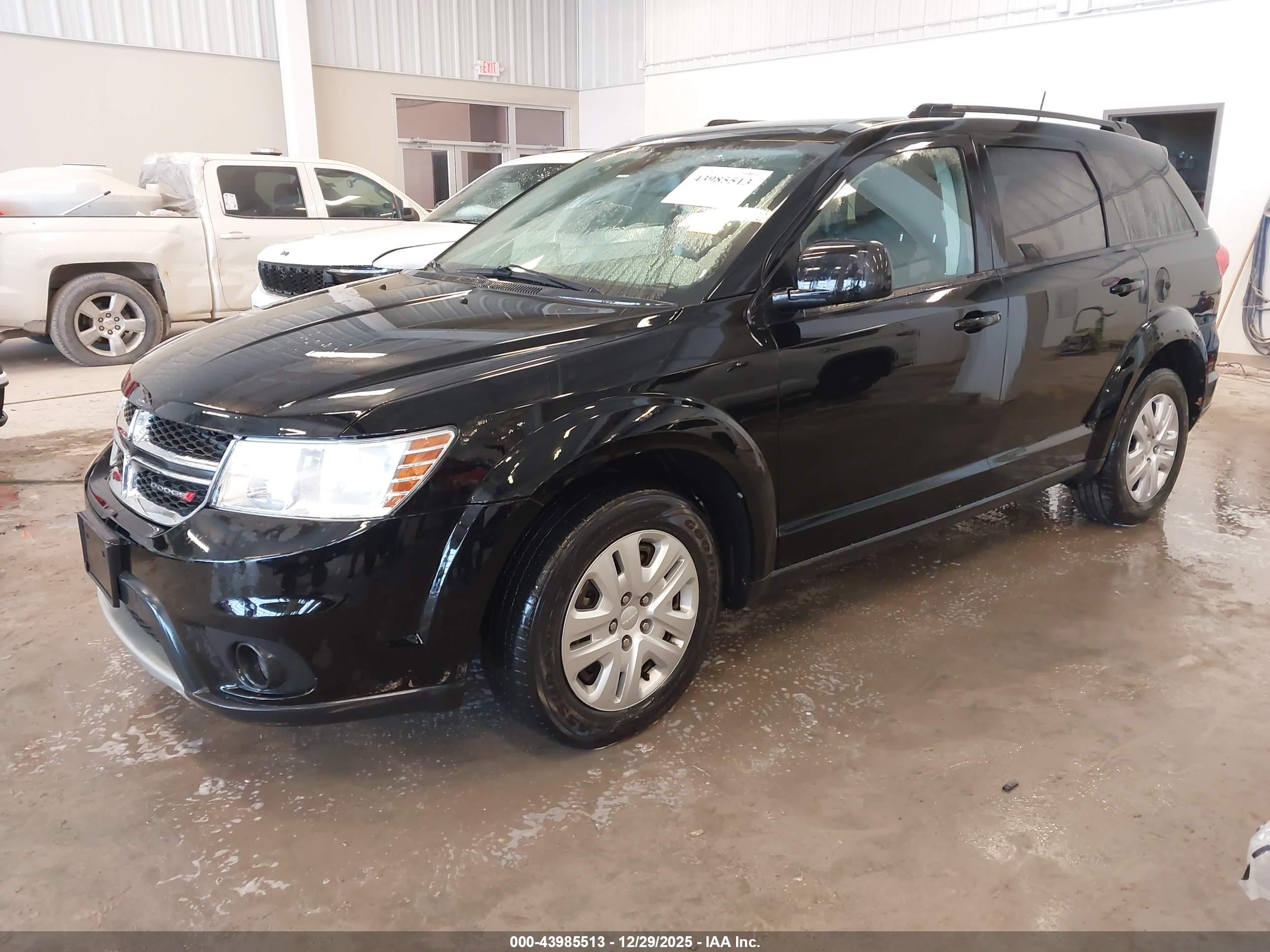 DODGE JOURNEY image 2