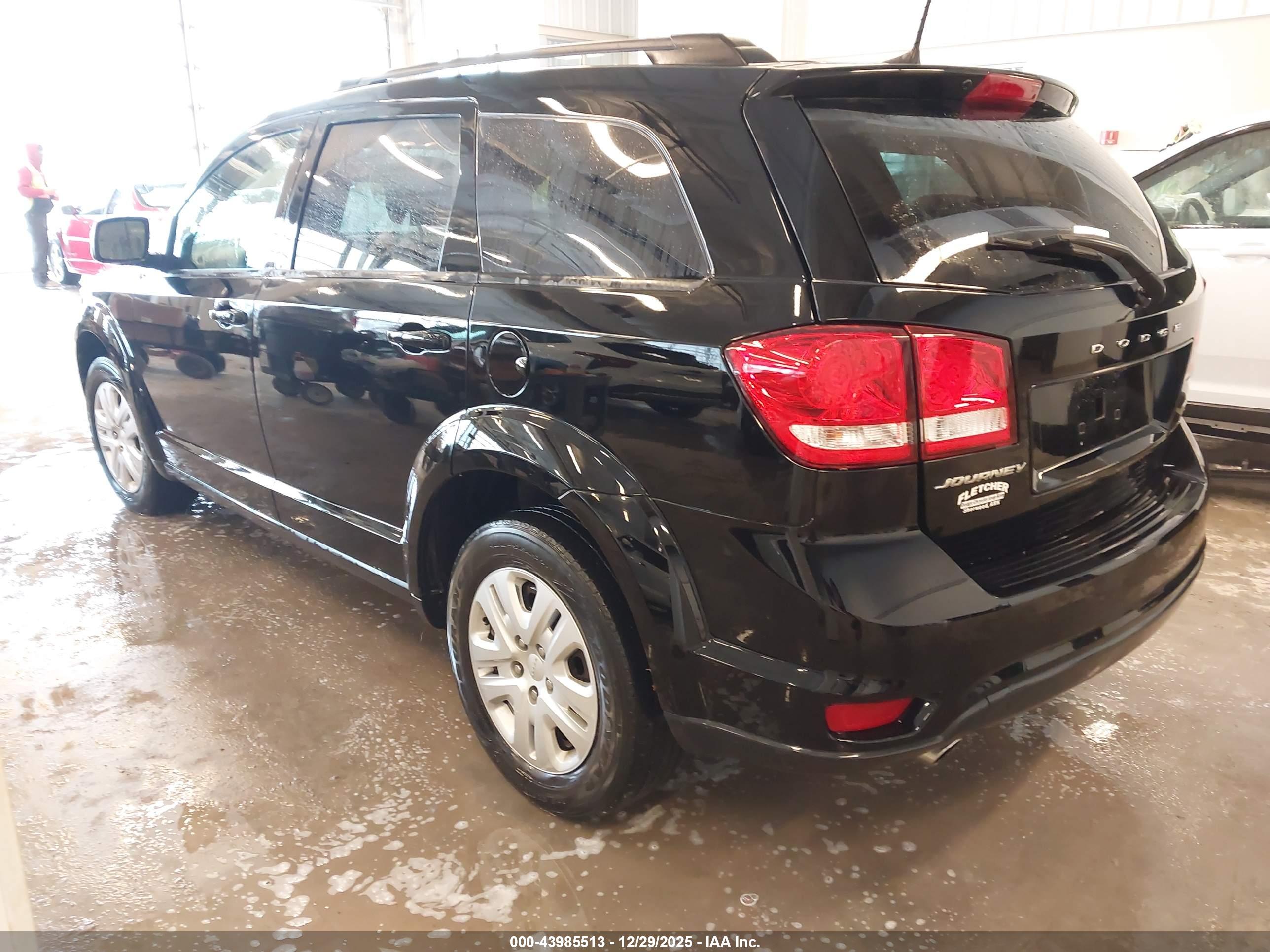DODGE JOURNEY image 3