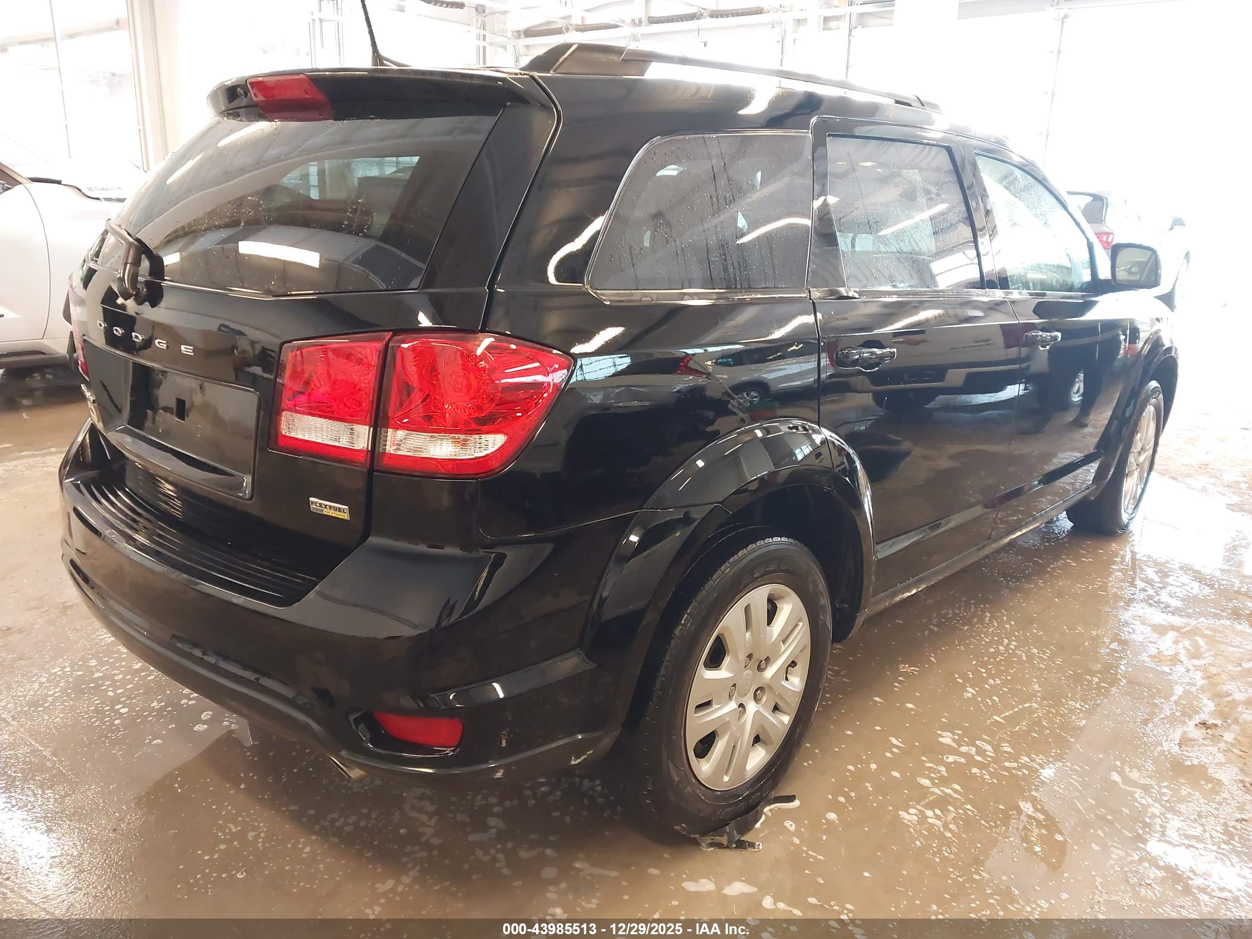 DODGE JOURNEY image 4