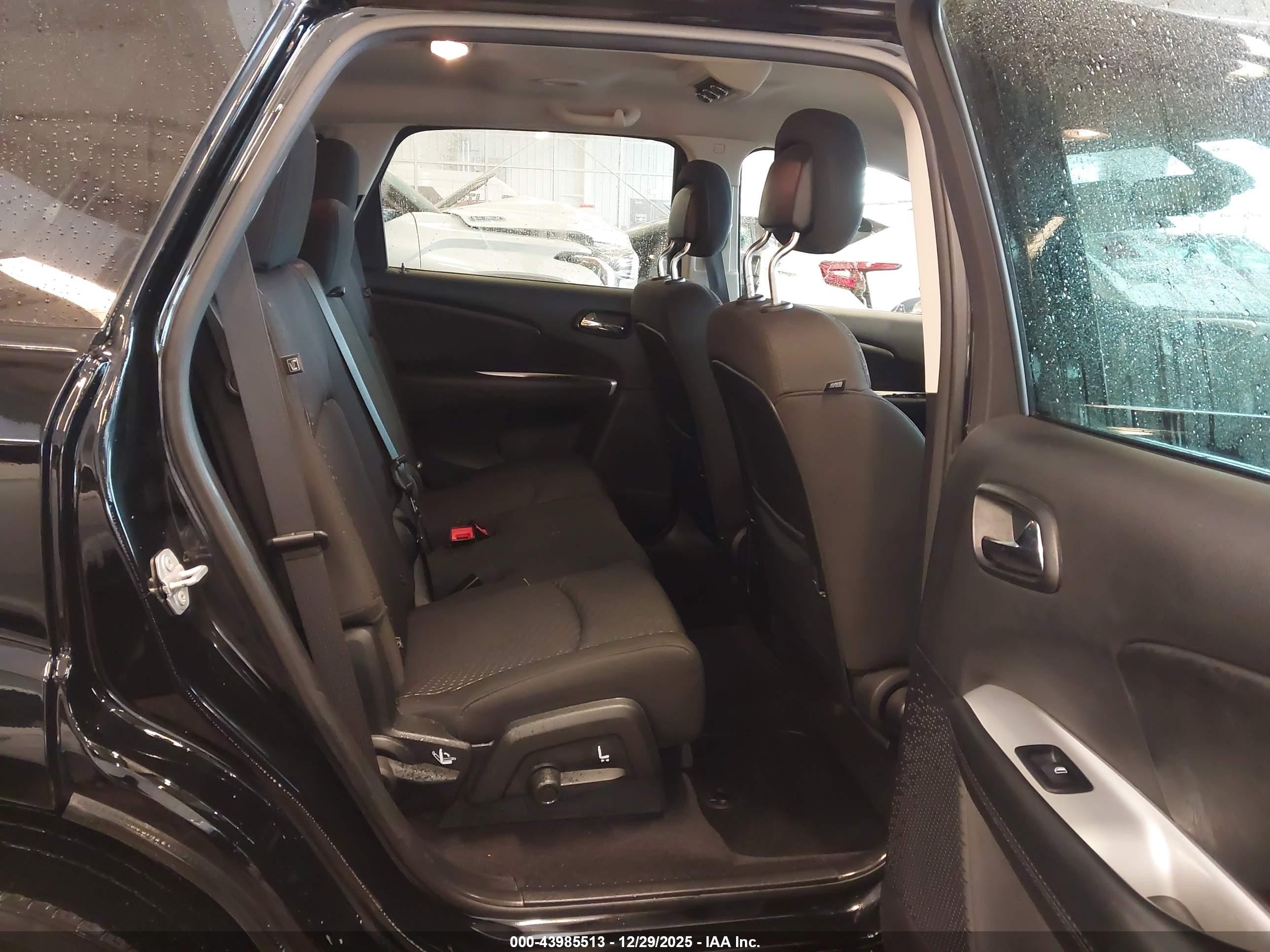 DODGE JOURNEY image 8
