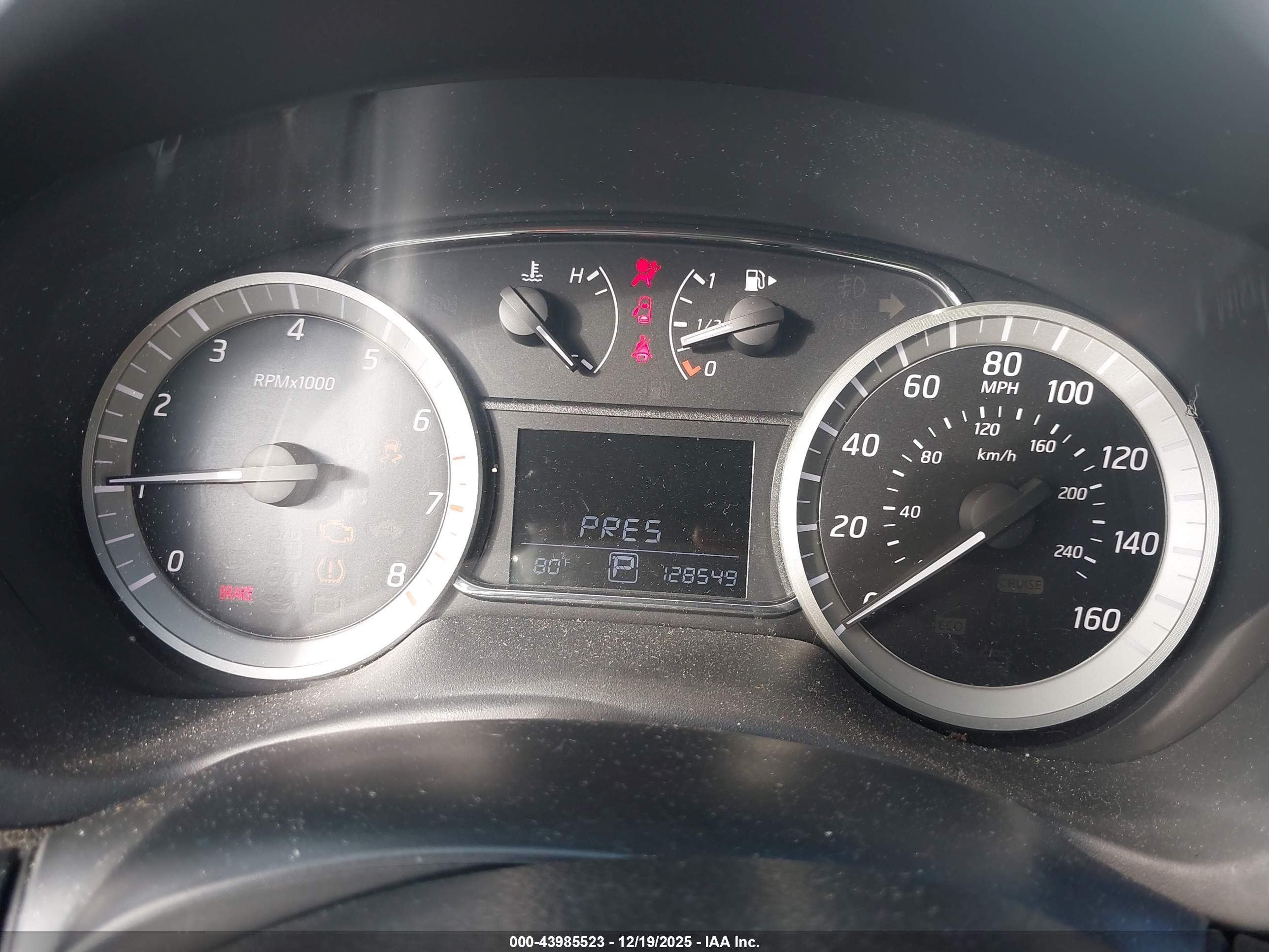 NISSAN SENTRA image 7