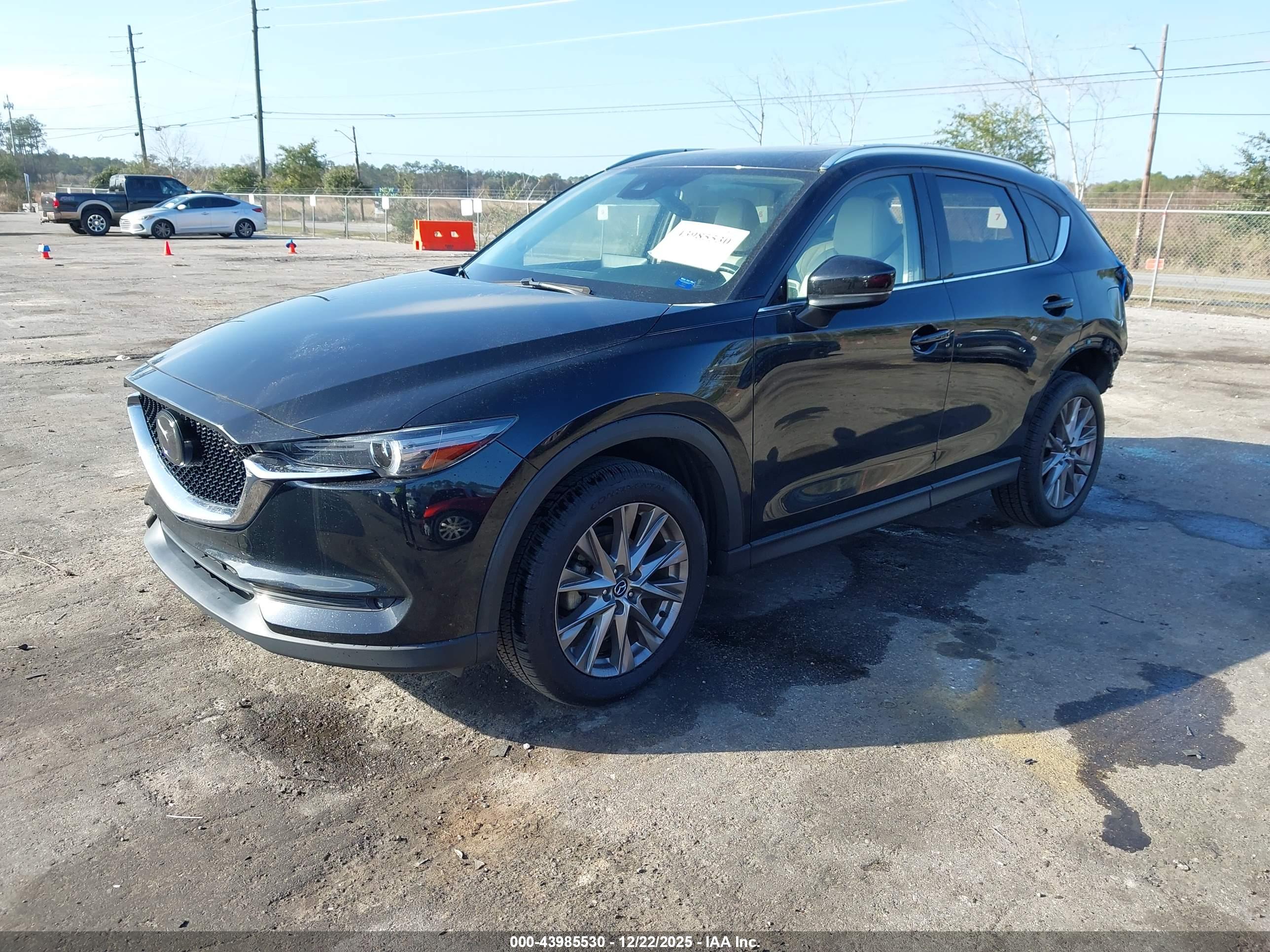 MAZDA CX-5 image 2