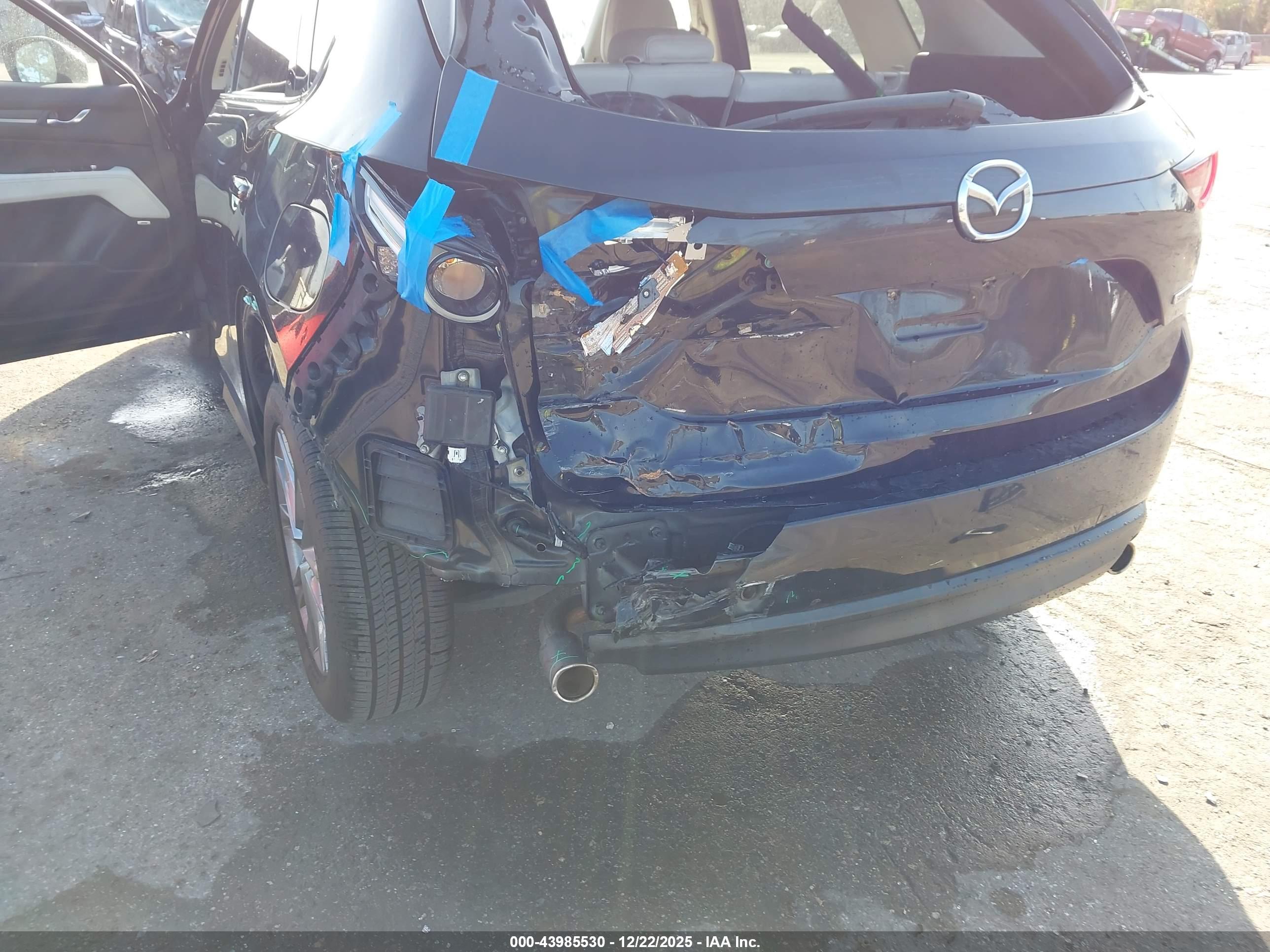 MAZDA CX-5 image 6