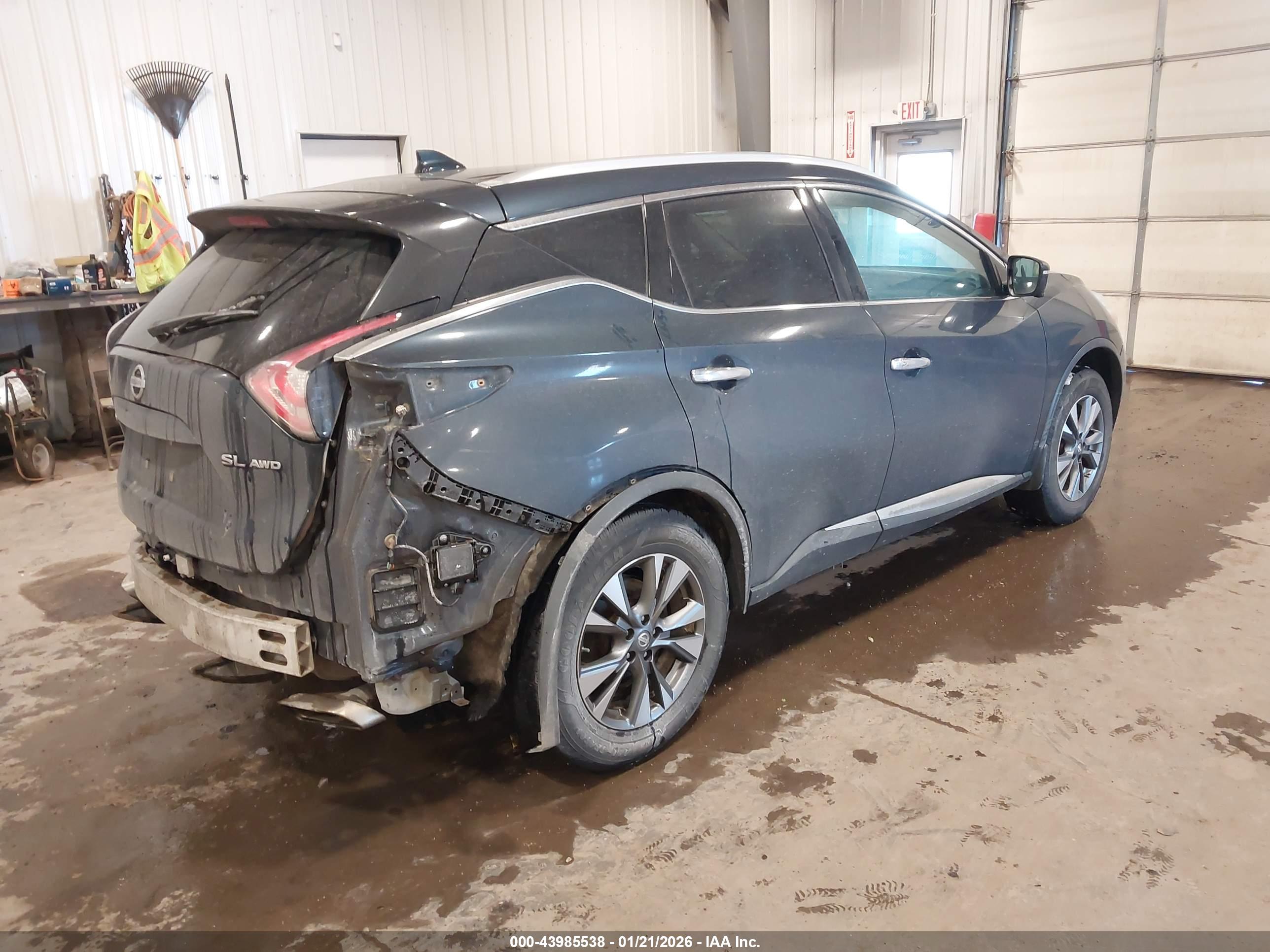 NISSAN MURANO image 4