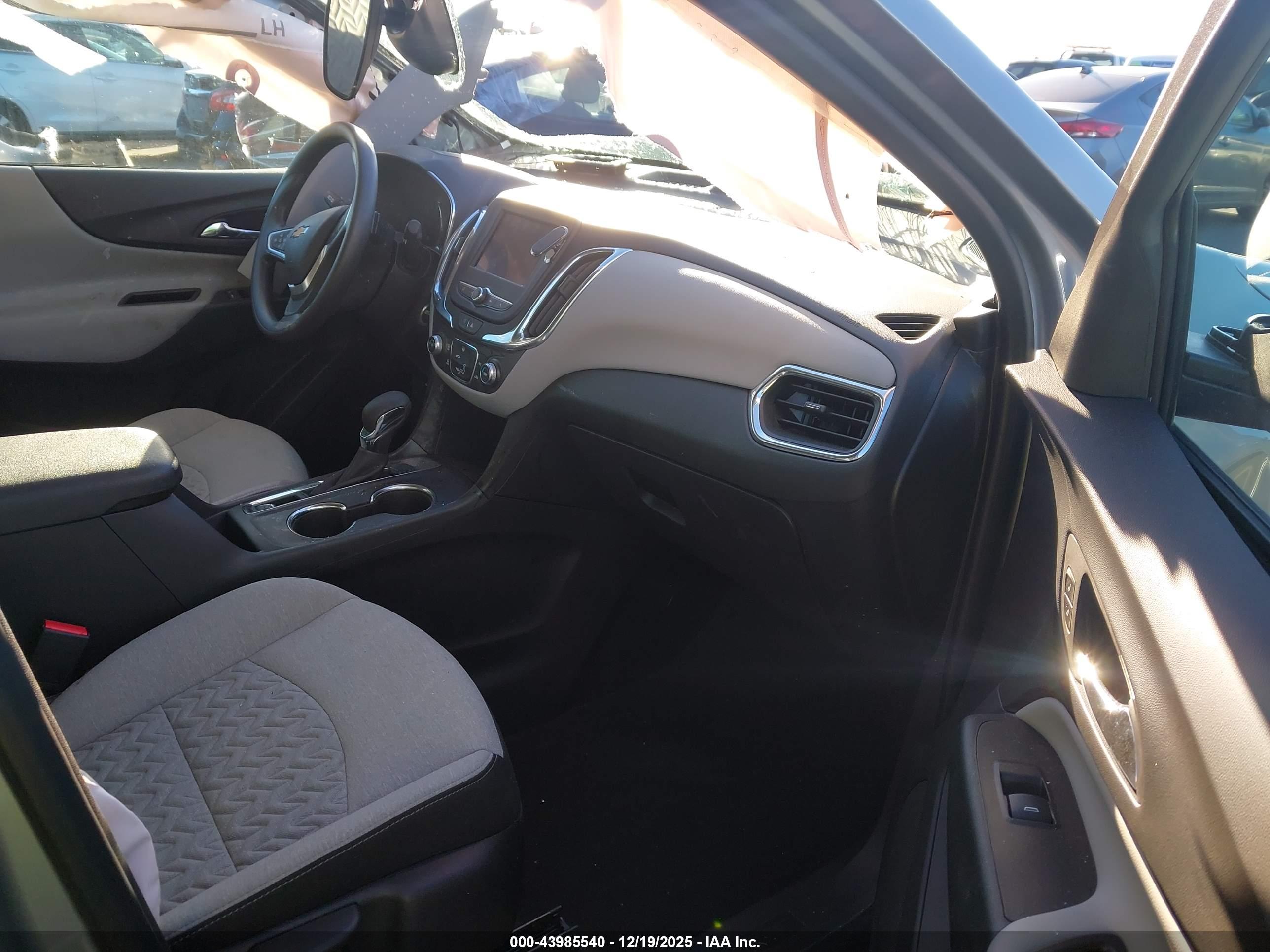 CHEVROLET EQUINOX image 5