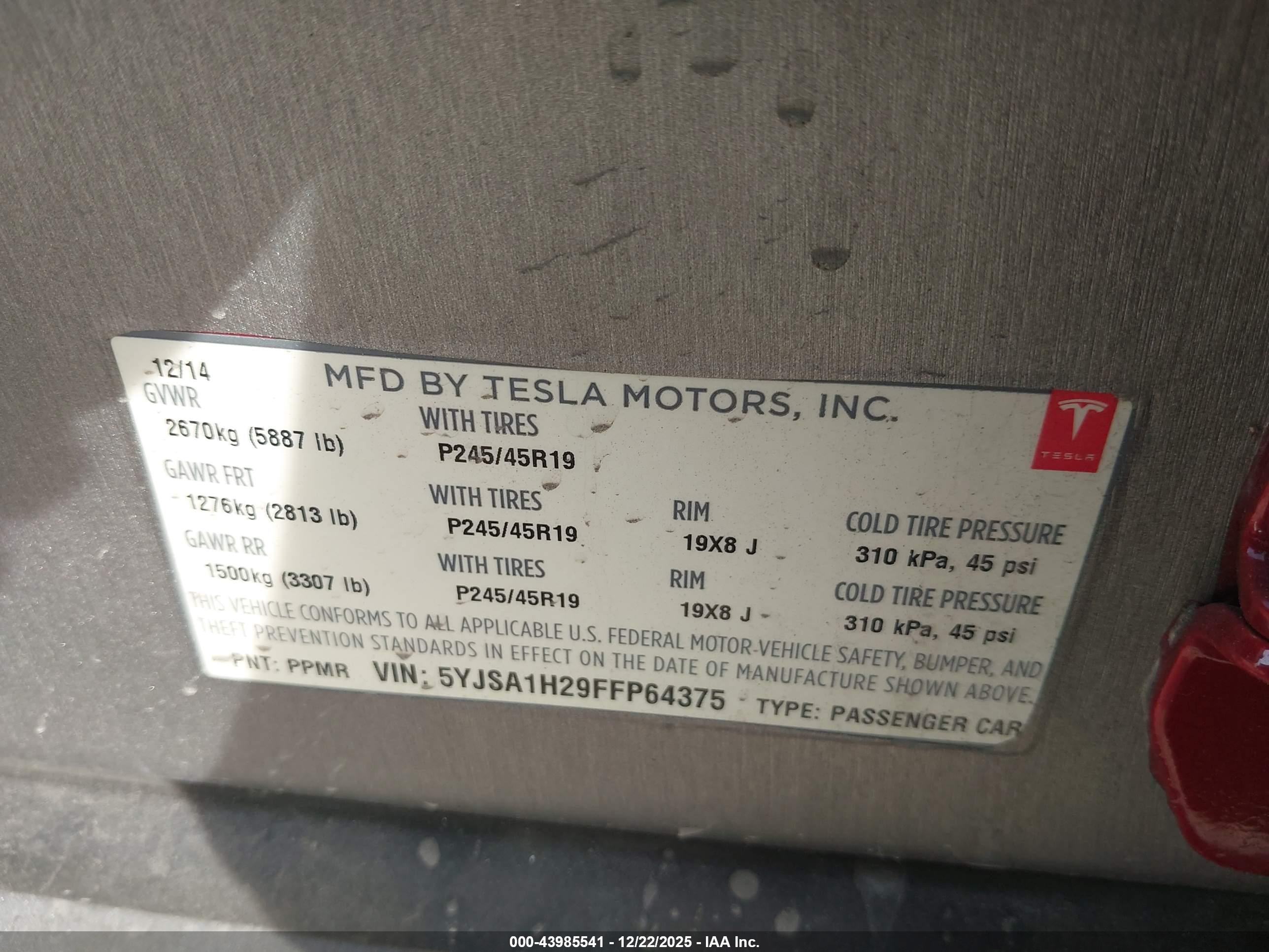TESLA MODEL image 9