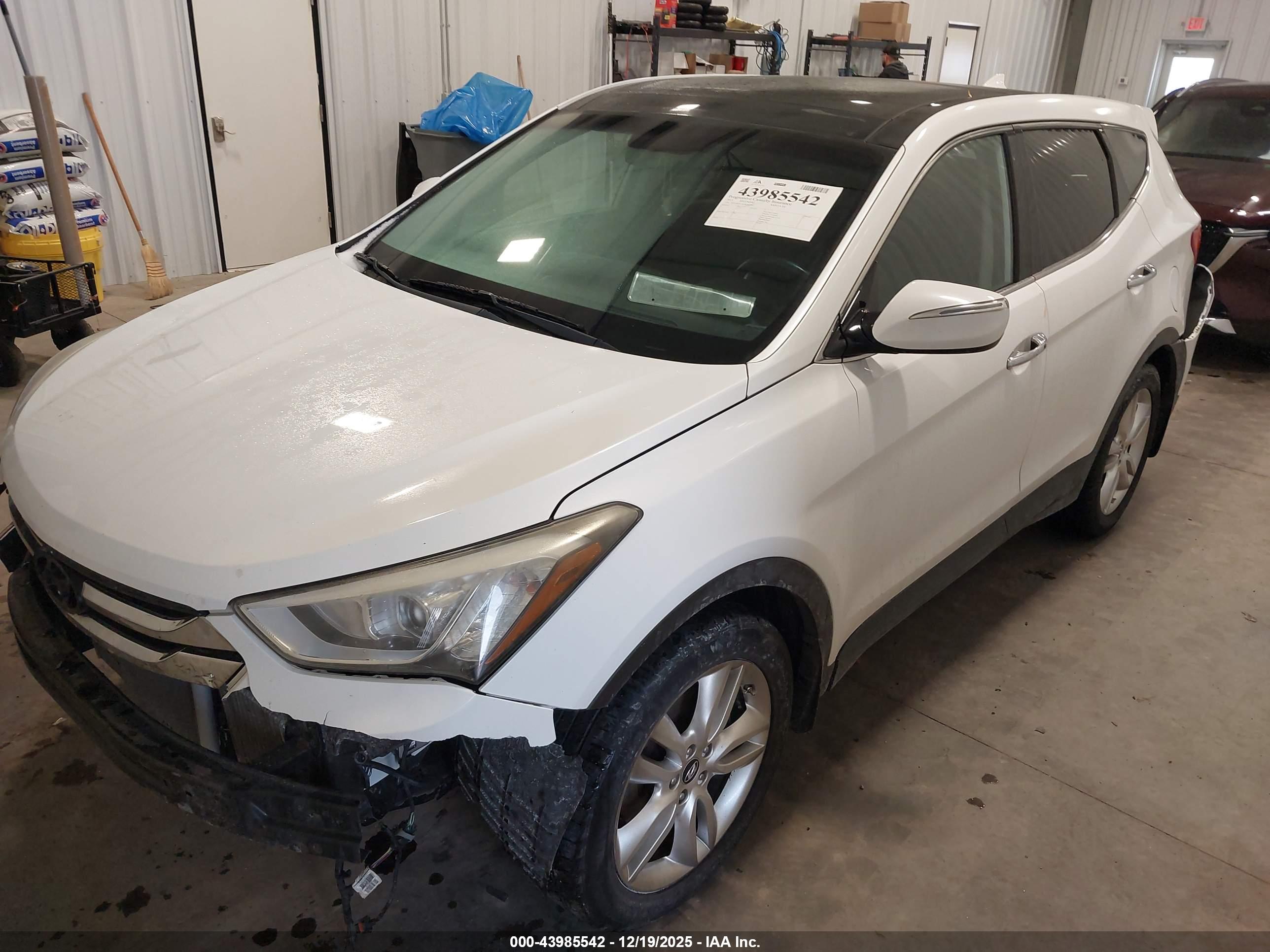 HYUNDAI SANTA image 2