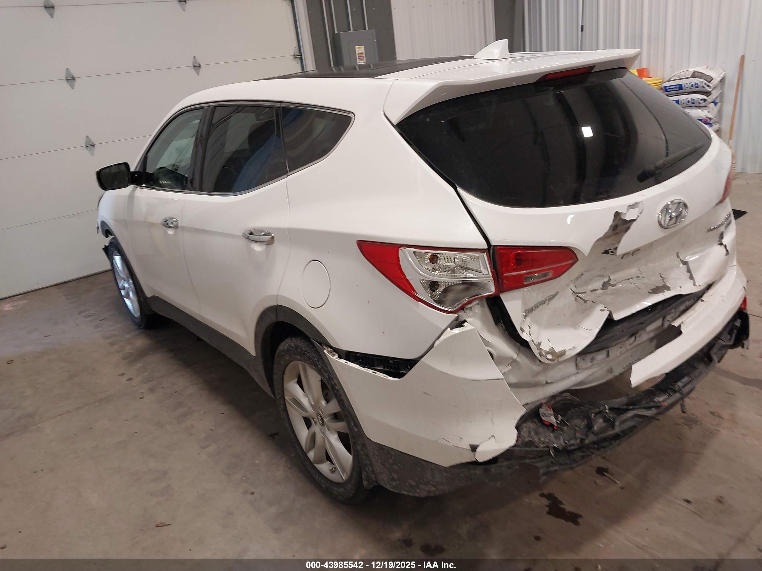 HYUNDAI SANTA image 3