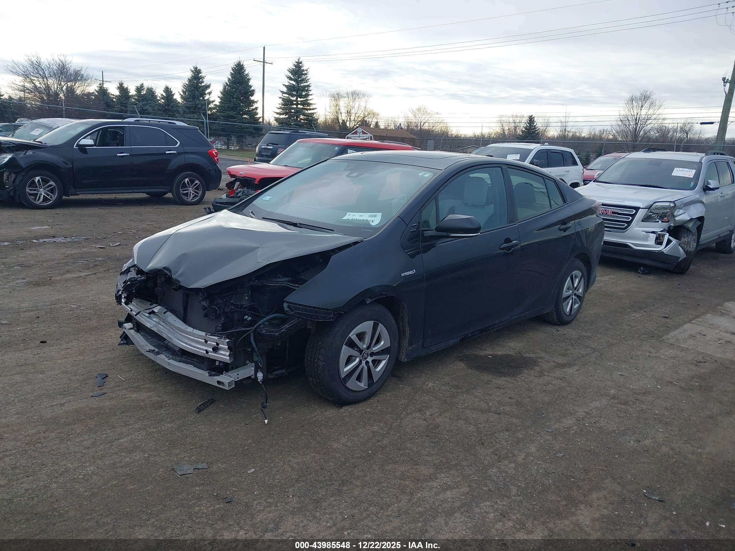 TOYOTA PRIUS image 2