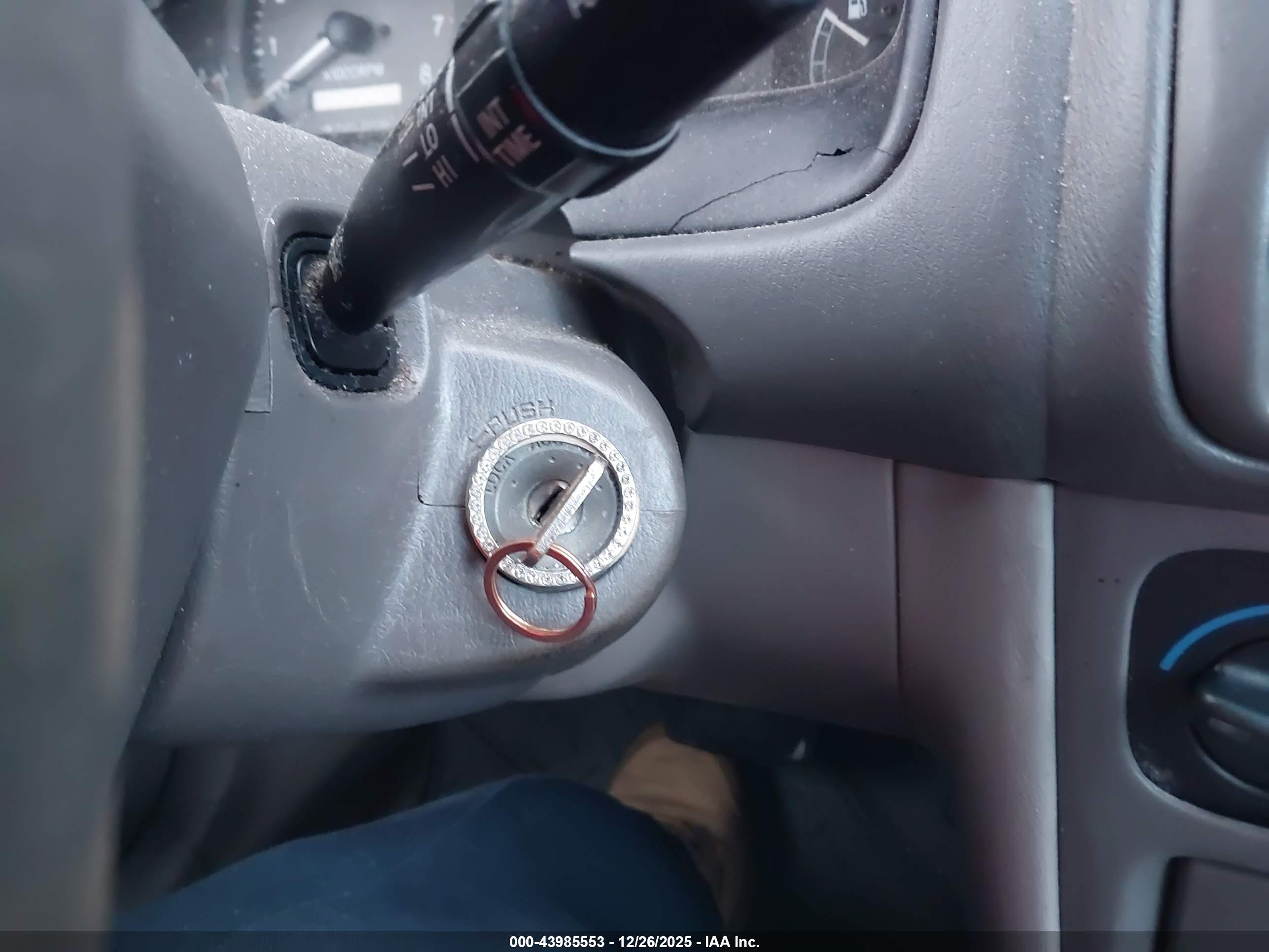 TOYOTA COROLLA image 11