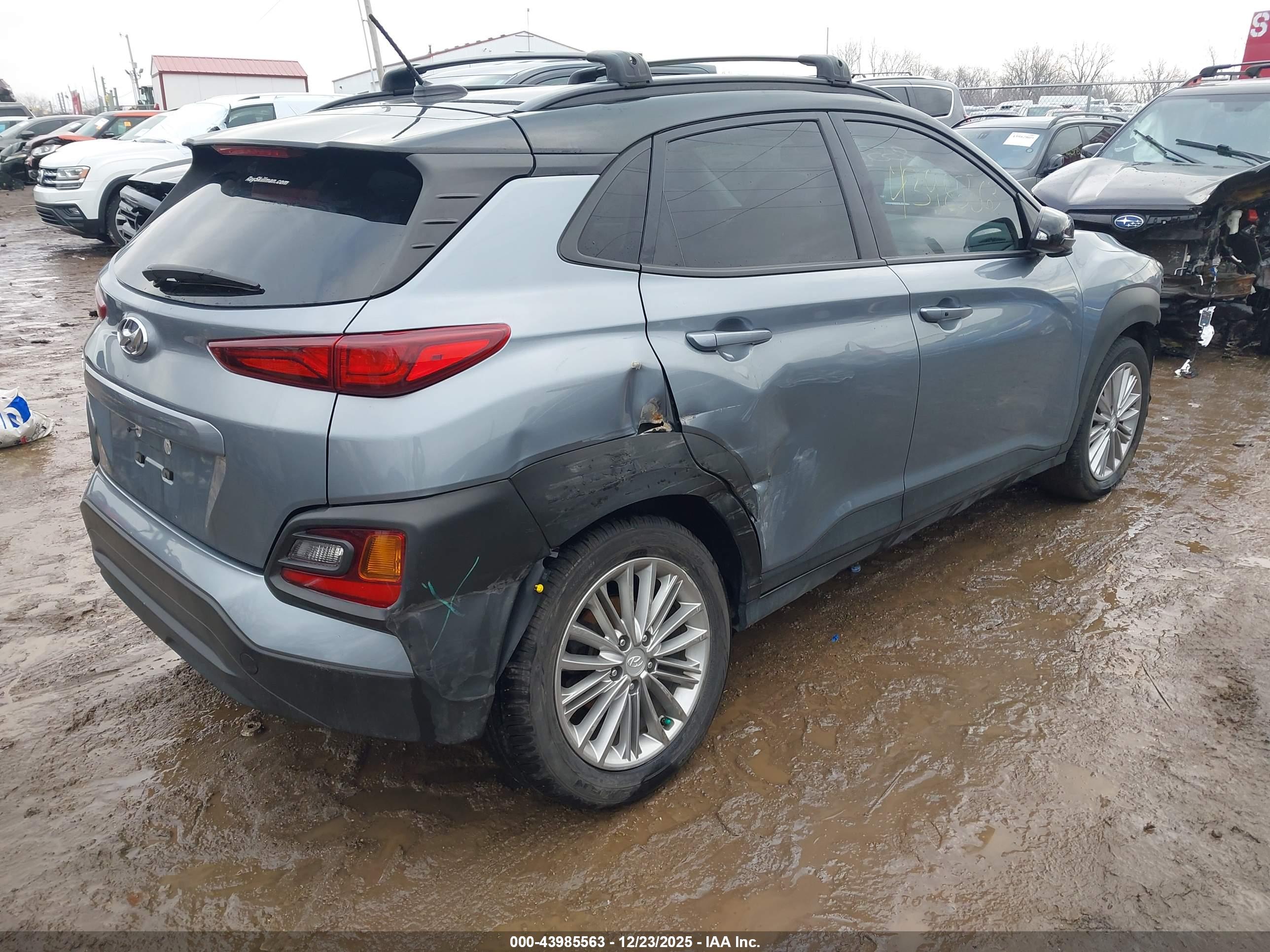 HYUNDAI KONA image 4