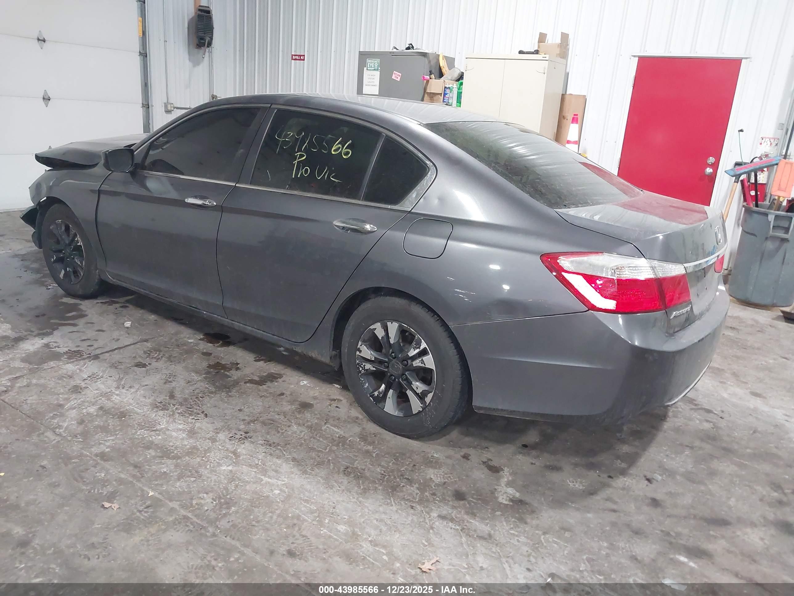 HONDA ACCORD image 3