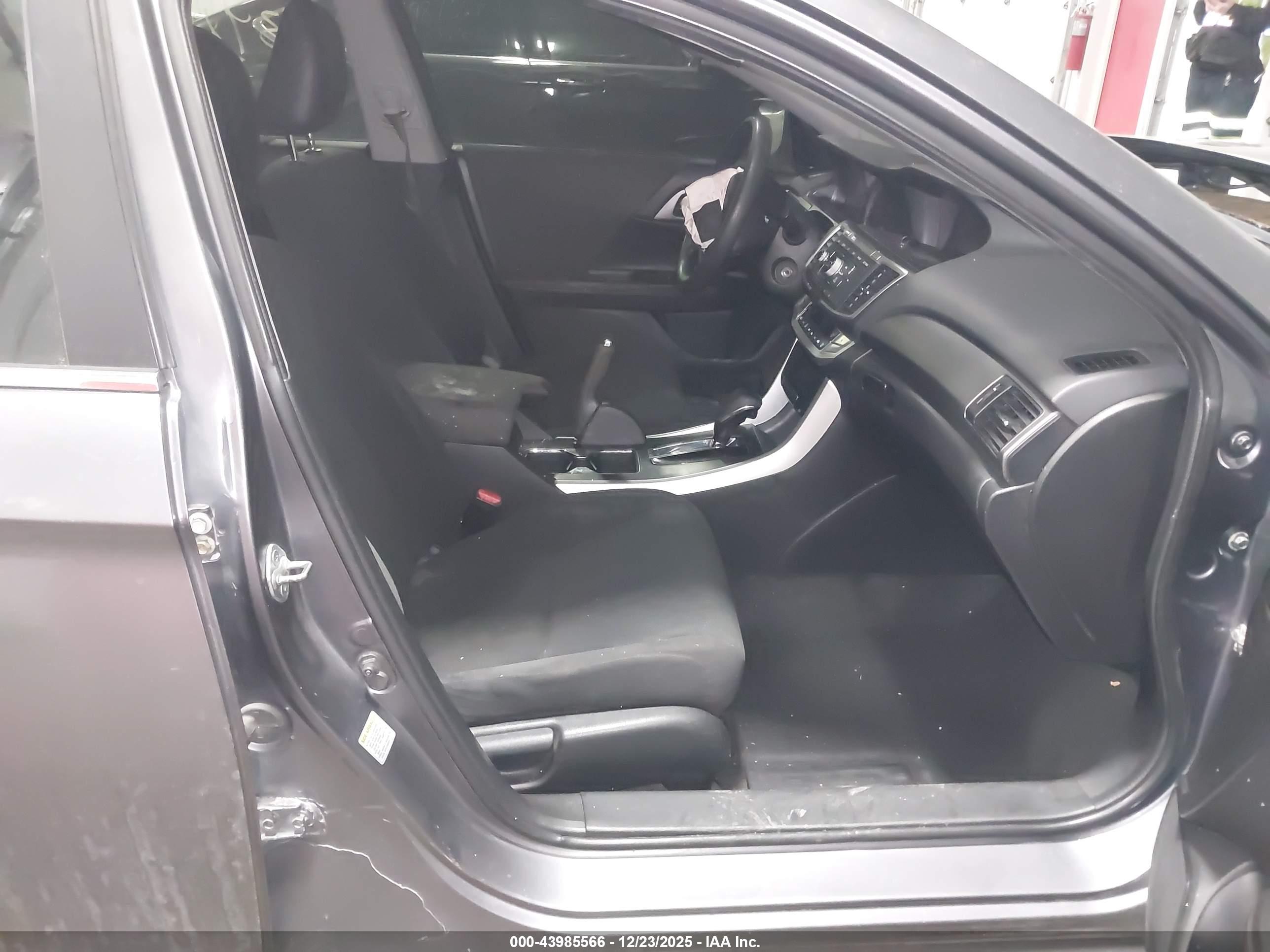 HONDA ACCORD image 5