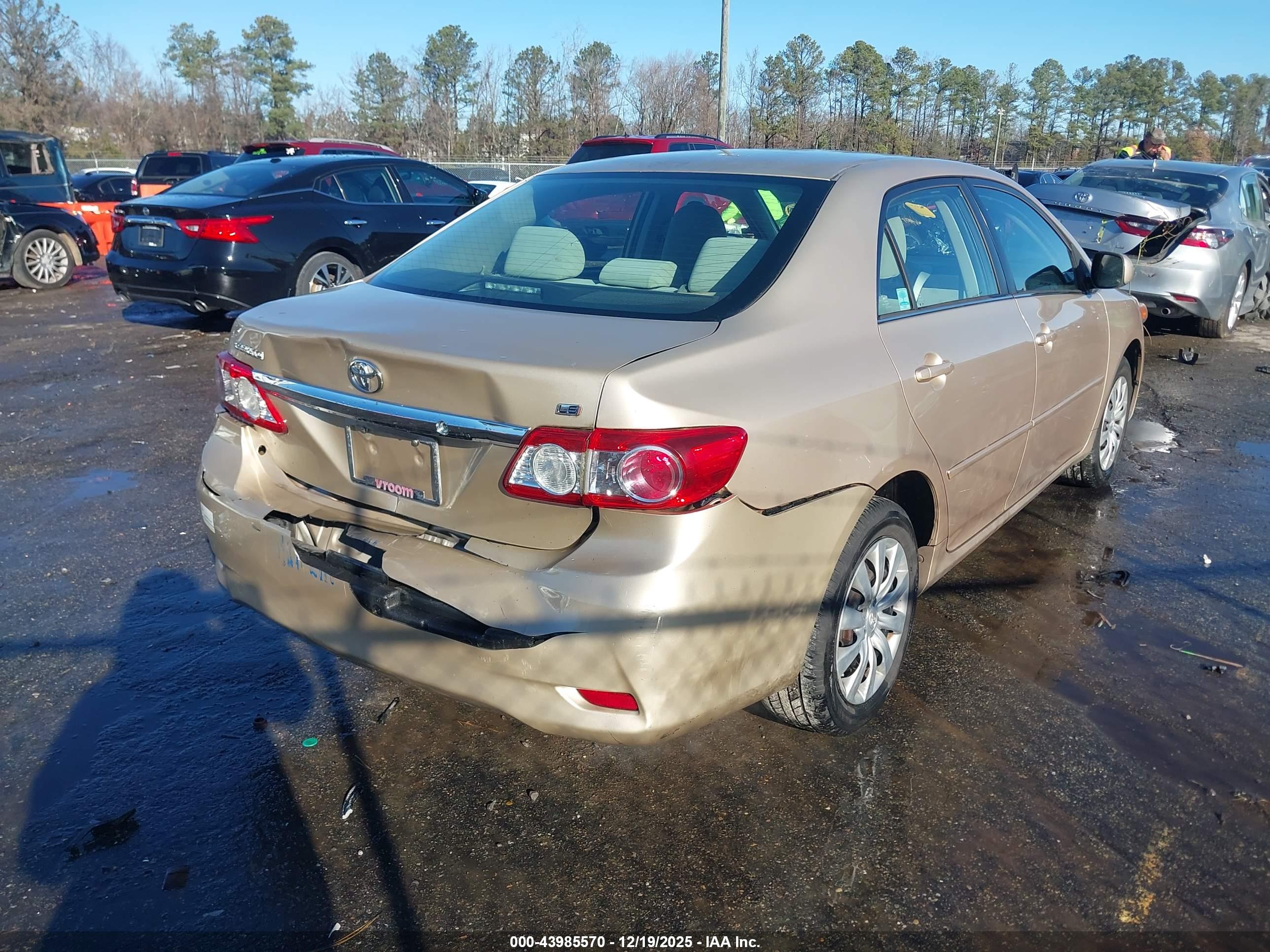 TOYOTA COROLLA image 4