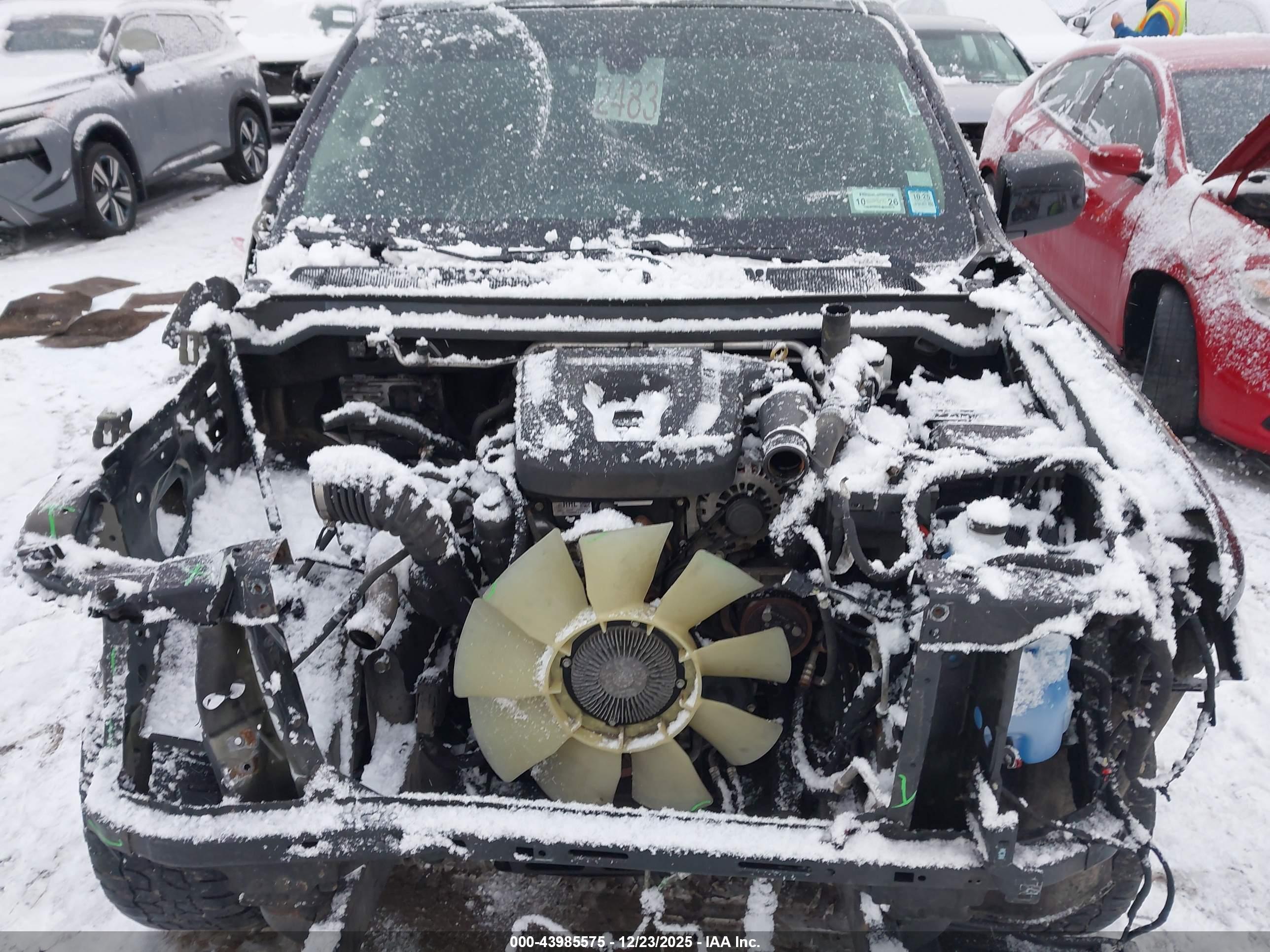 CHEVROLET COLORADO image 10