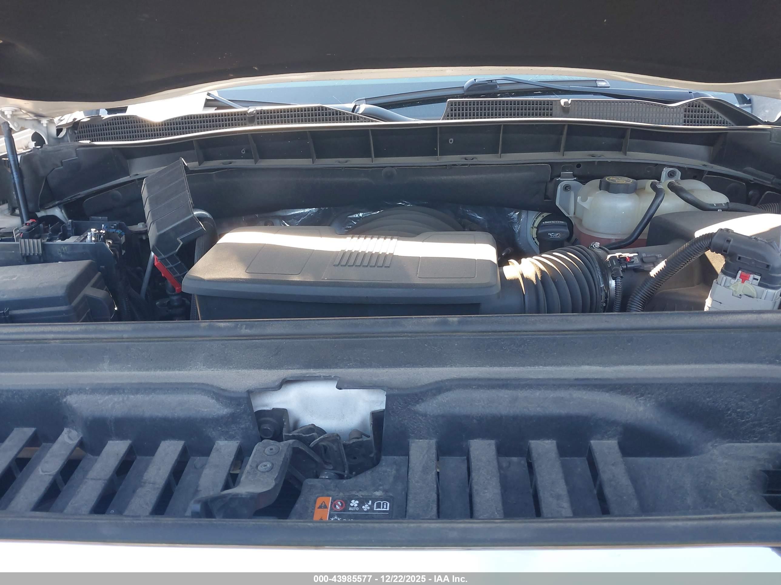 GMC SIERRA image 10