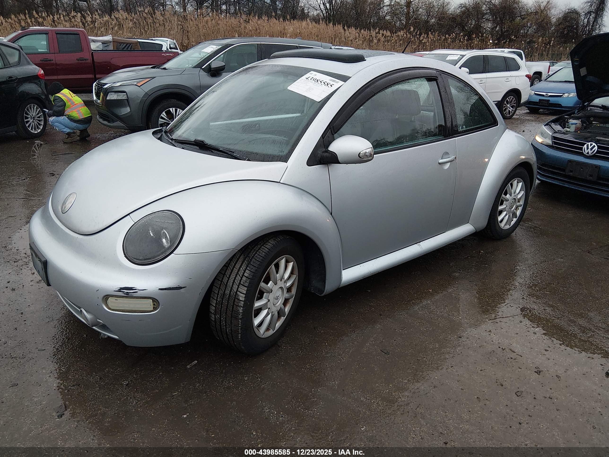 VOLKSWAGEN NEW image 2