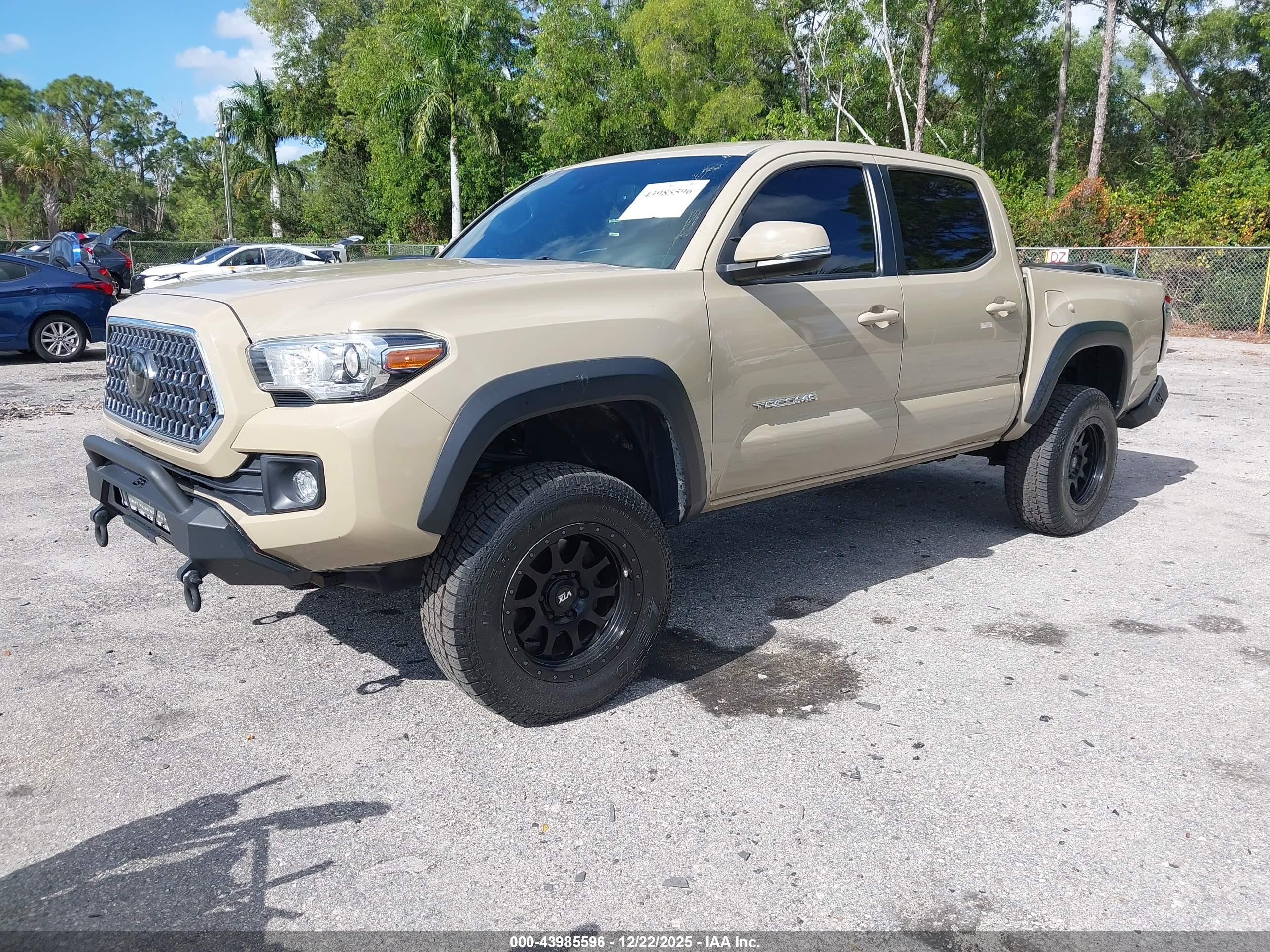 TOYOTA TACOMA image 2