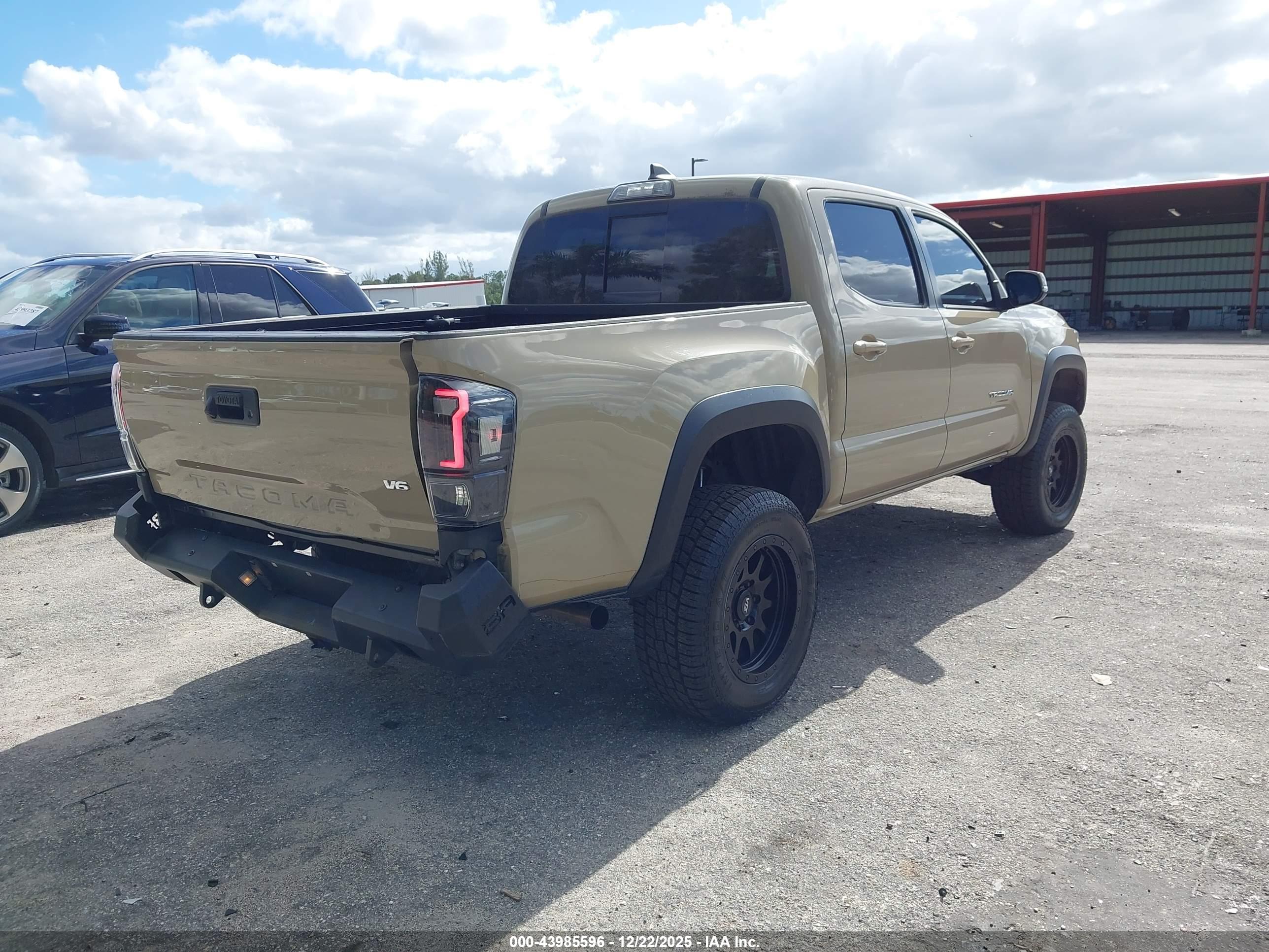 TOYOTA TACOMA image 4