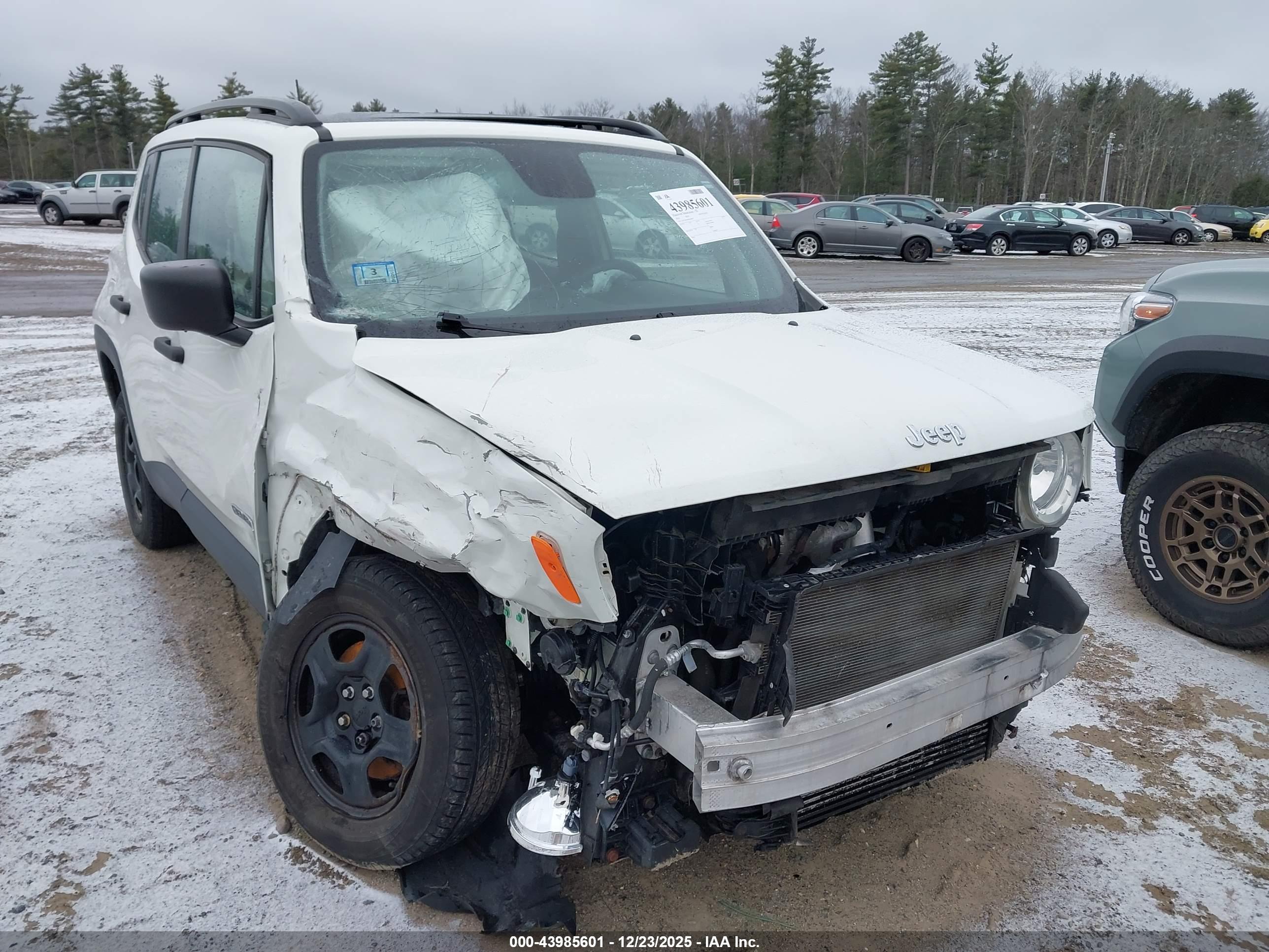 JEEP RENEGADE image 6