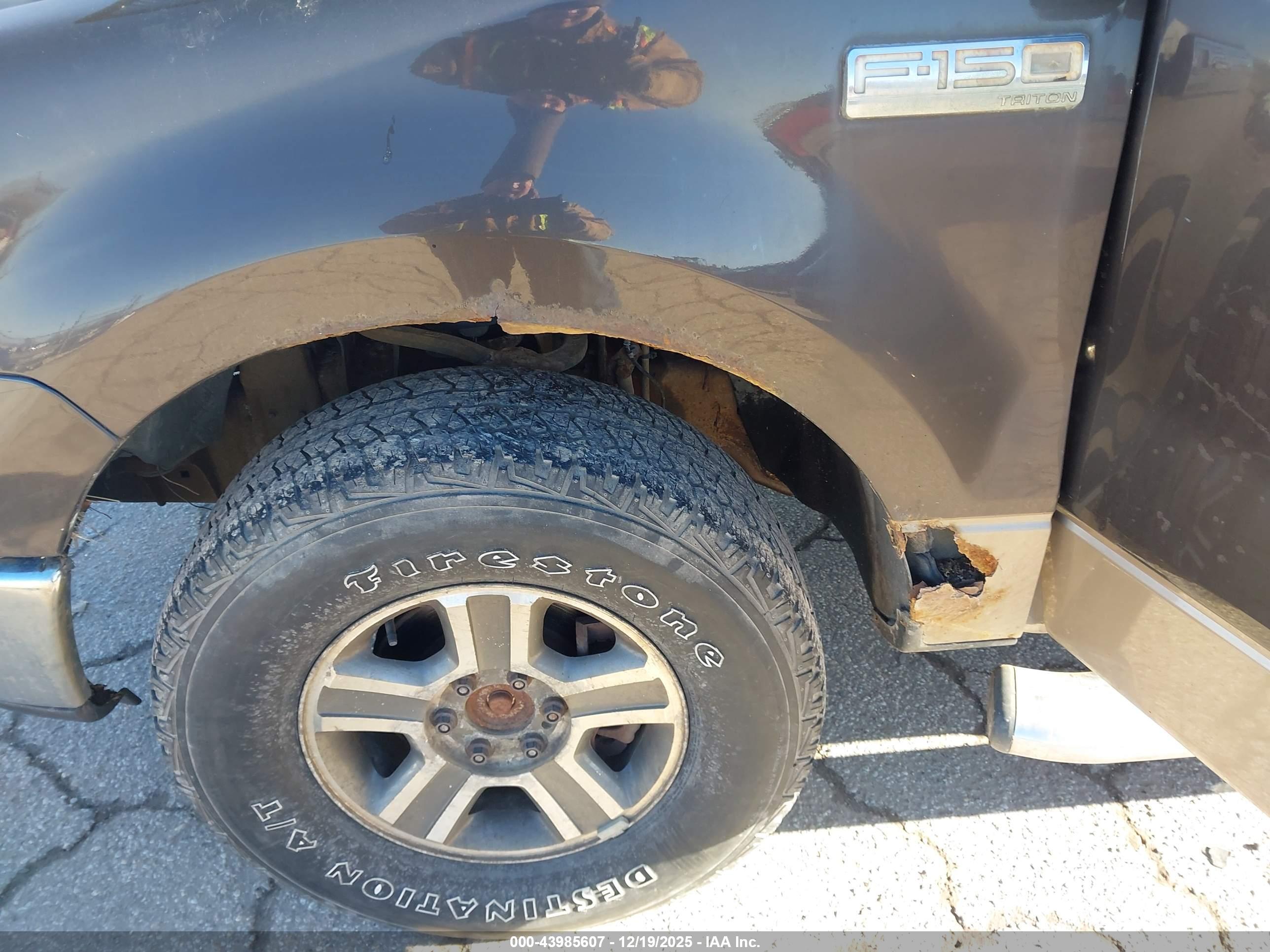 FORD F-150 image 6