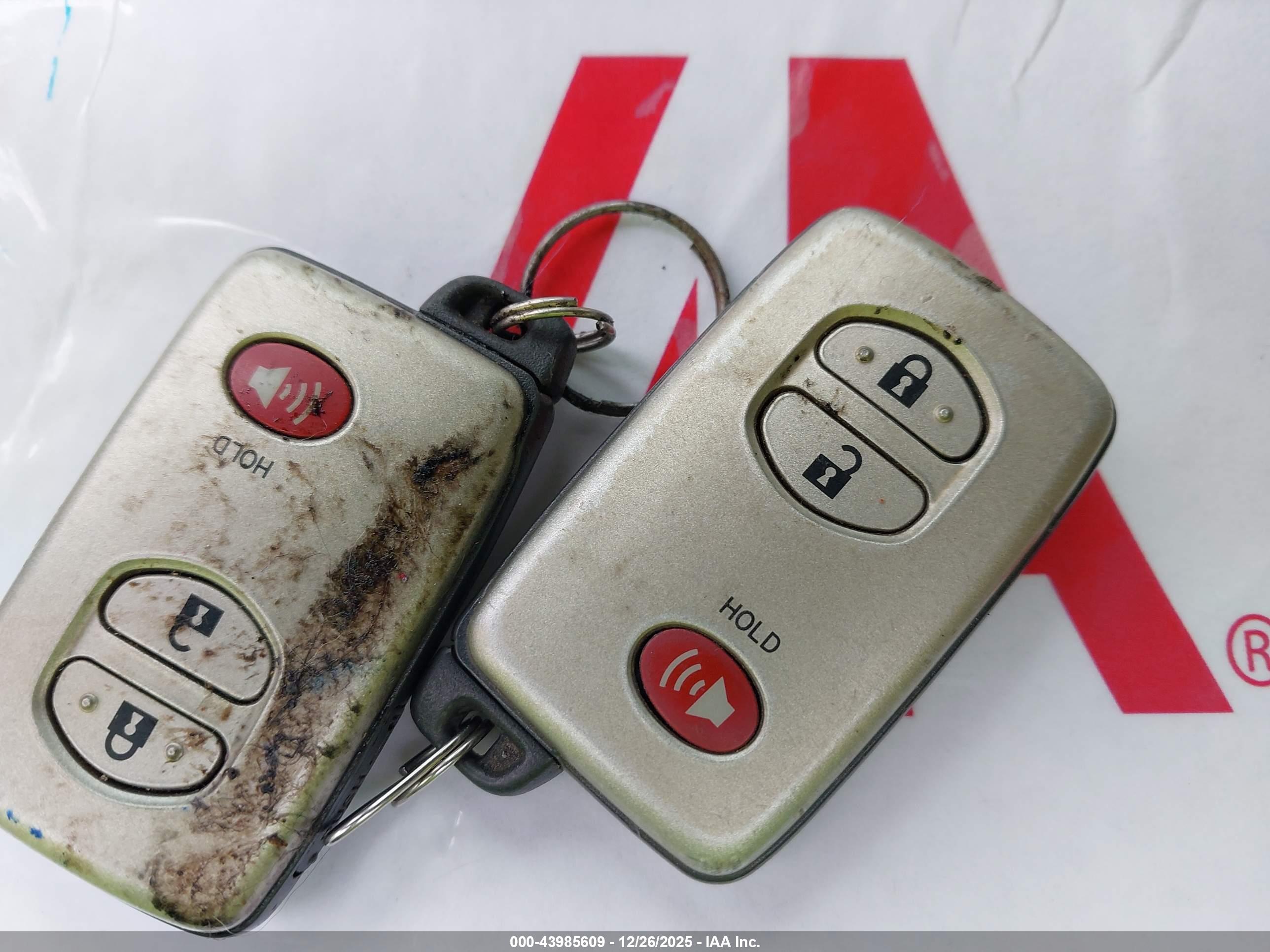 TOYOTA 4RUNNER image 11