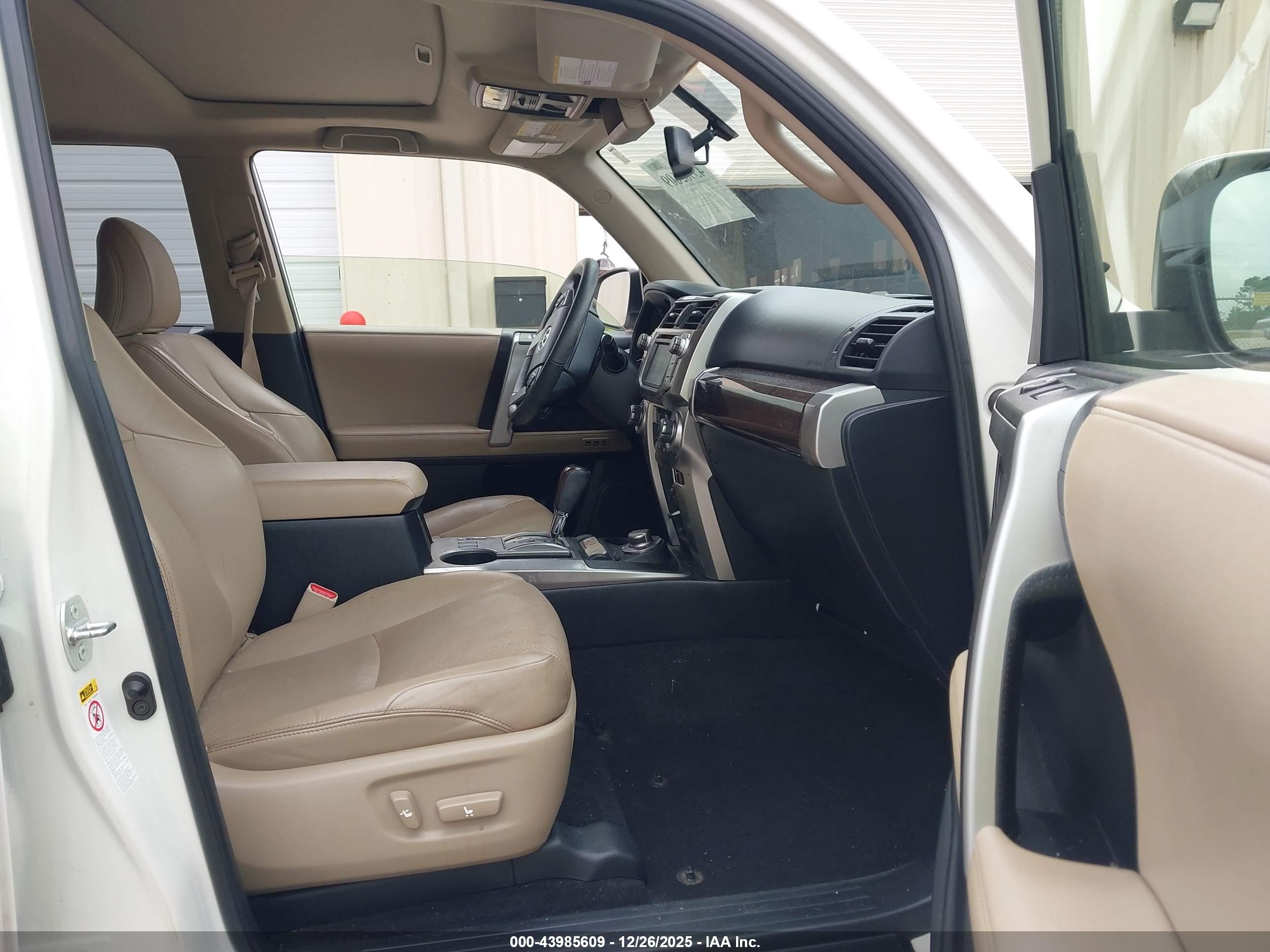 TOYOTA 4RUNNER image 5